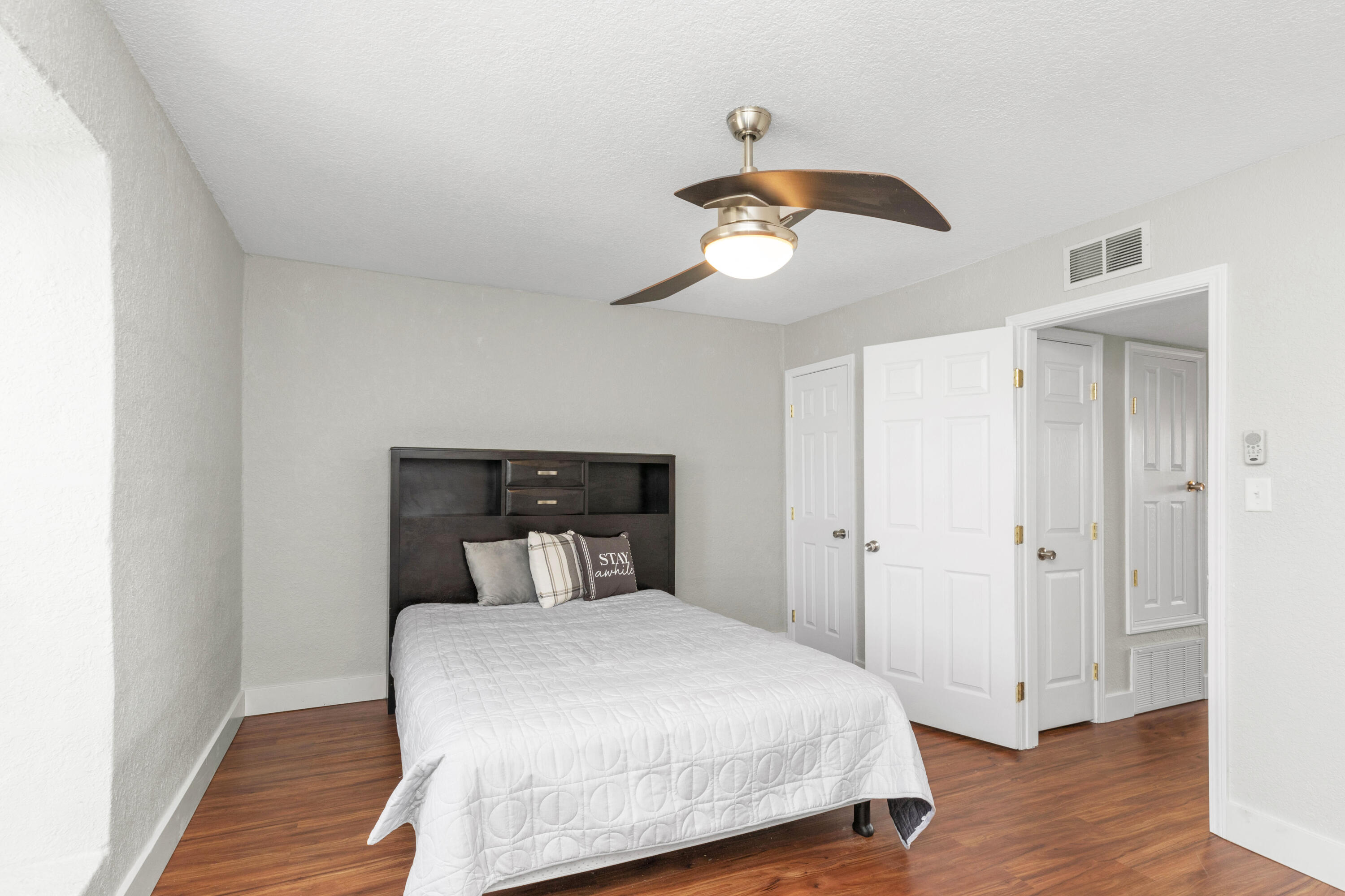 PENSACOLA RICHELIEU CONDO THE - Residential