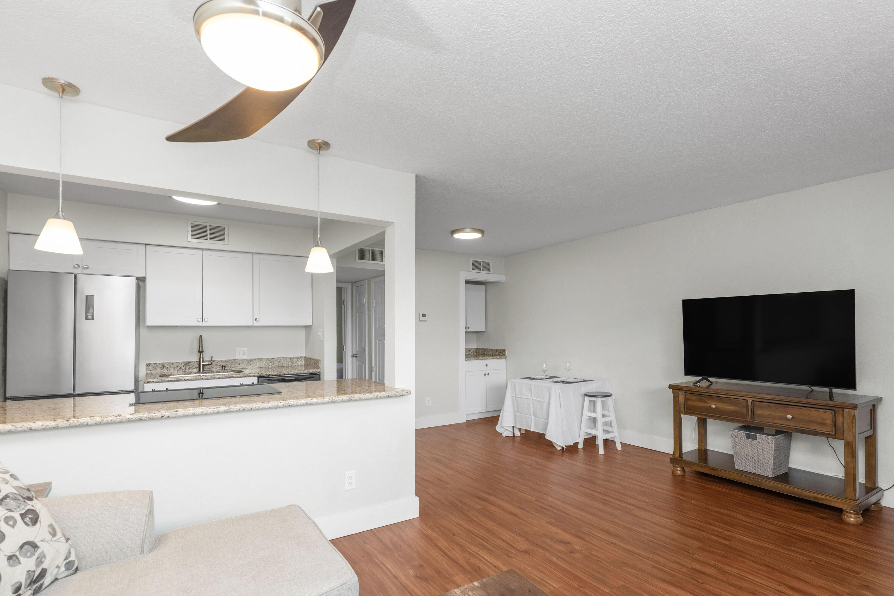 PENSACOLA RICHELIEU CONDO THE - Residential