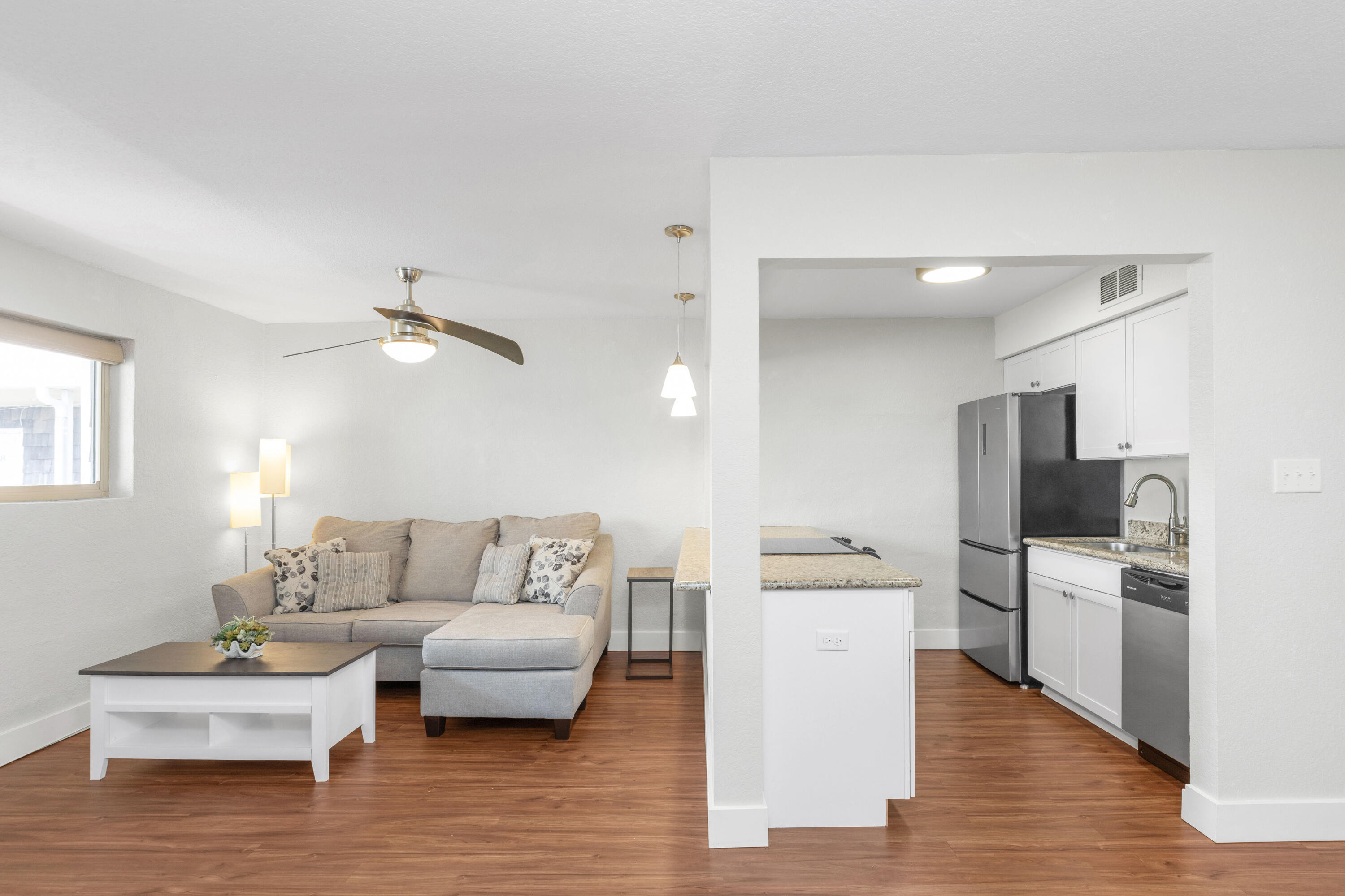 PENSACOLA RICHELIEU CONDO THE - Residential