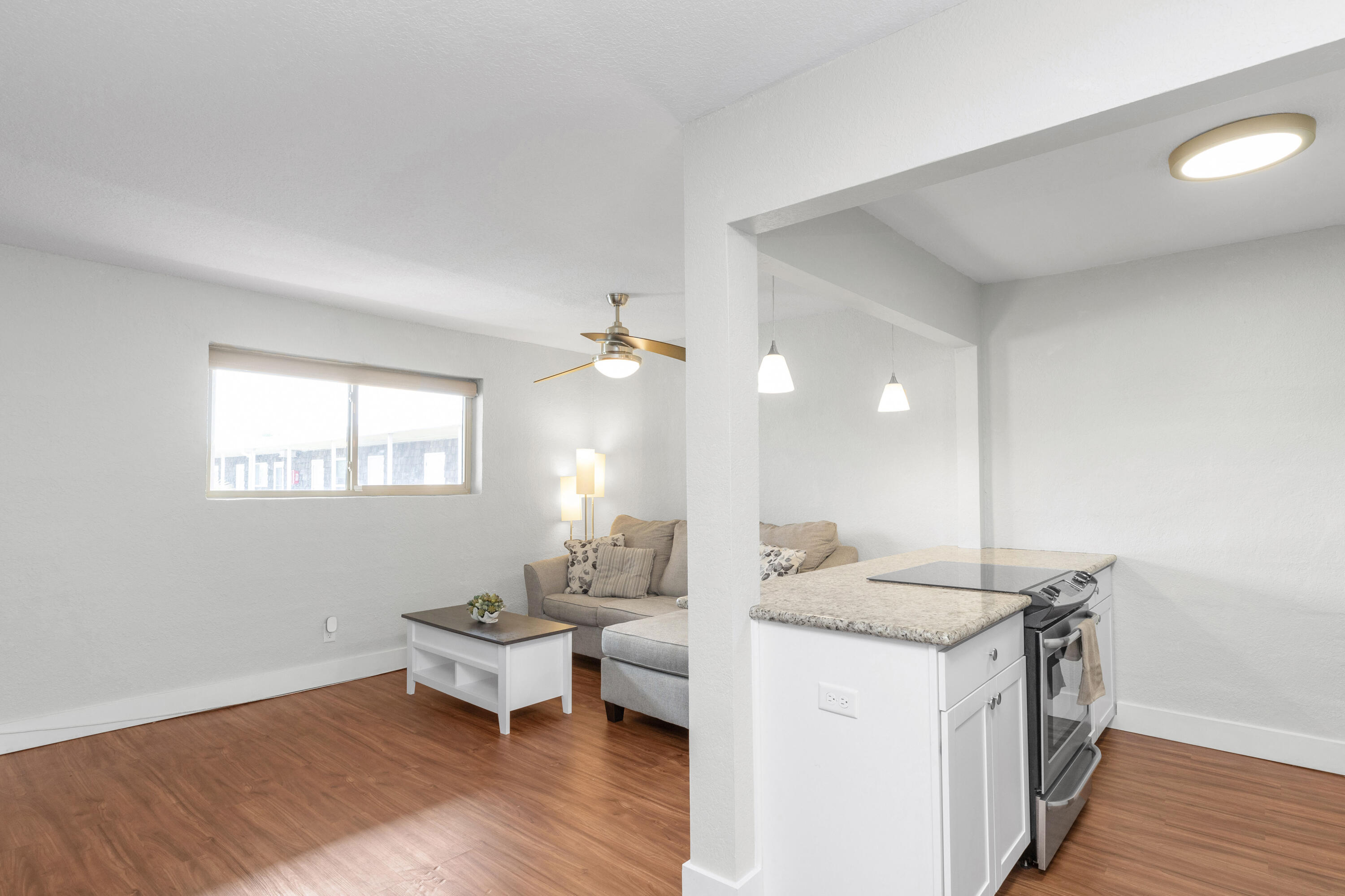 PENSACOLA RICHELIEU CONDO THE - Residential