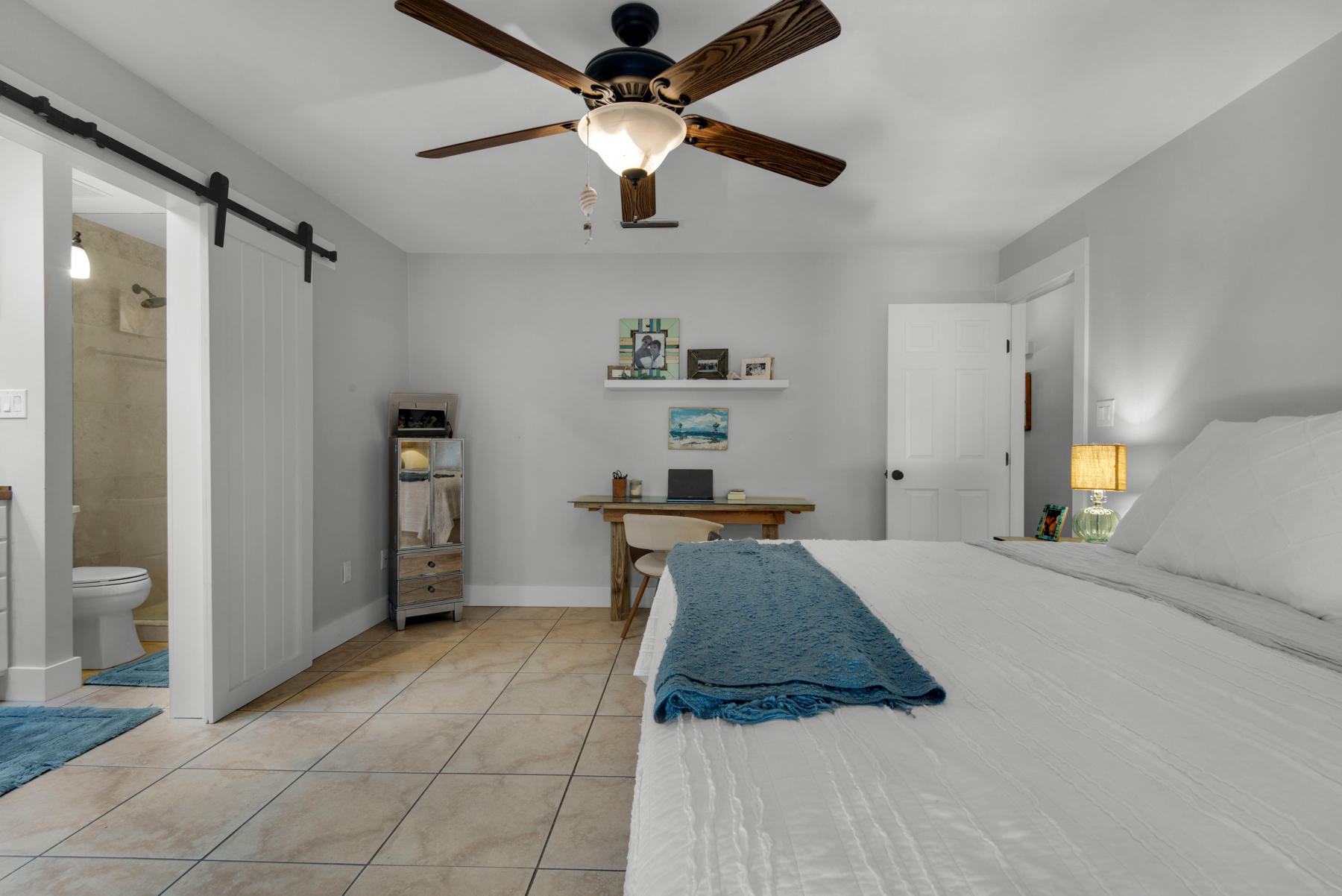 BAYVIEW MANOR - Residential