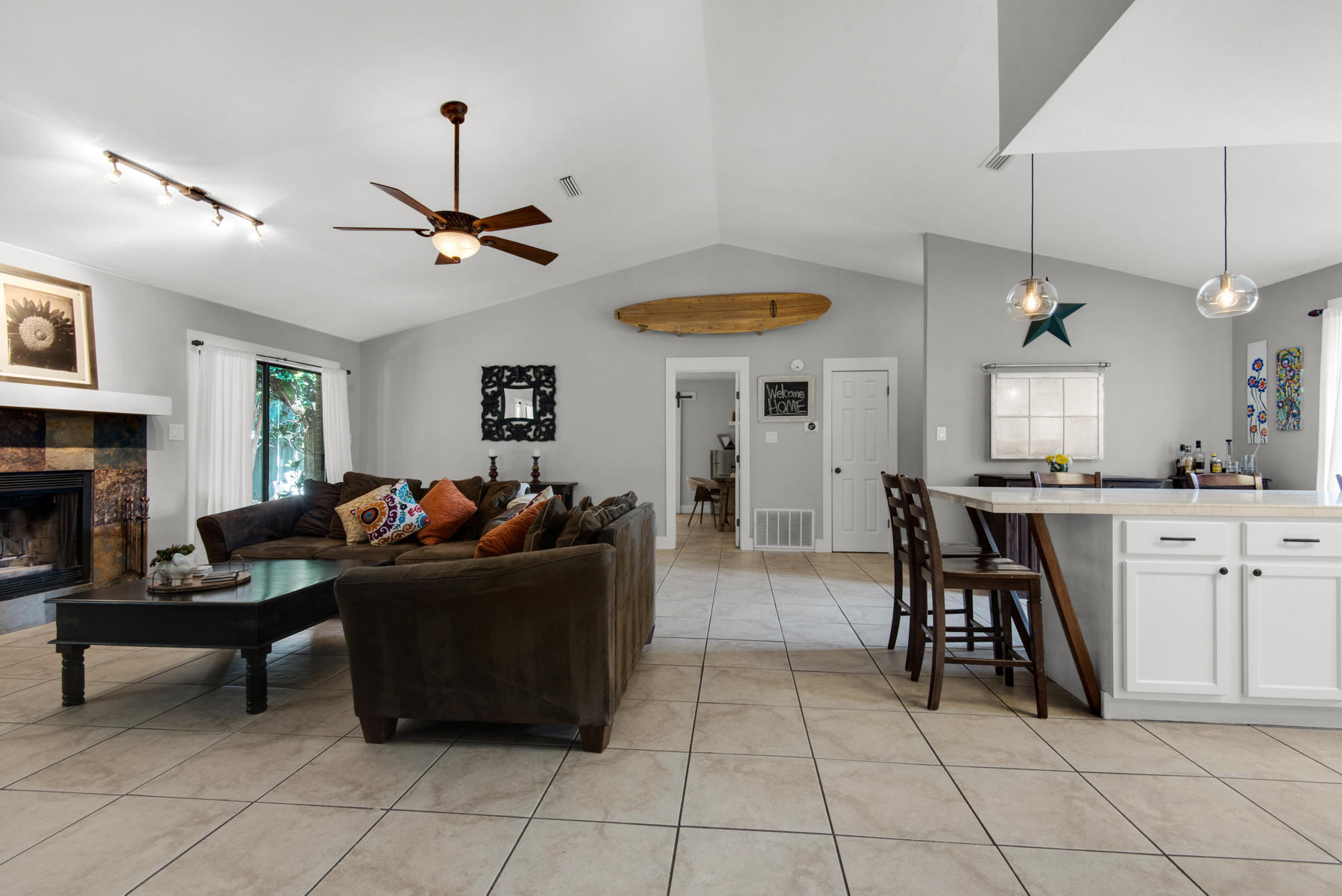 BAYVIEW MANOR - Residential