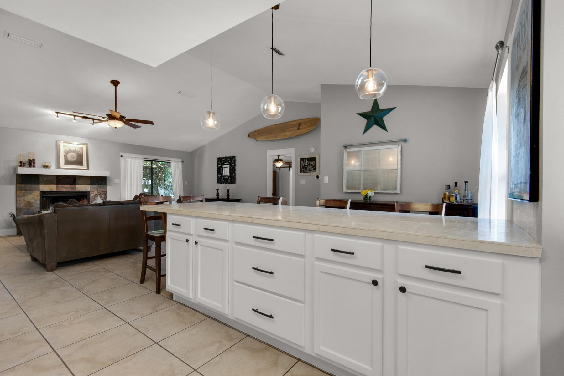 BAYVIEW MANOR - Residential