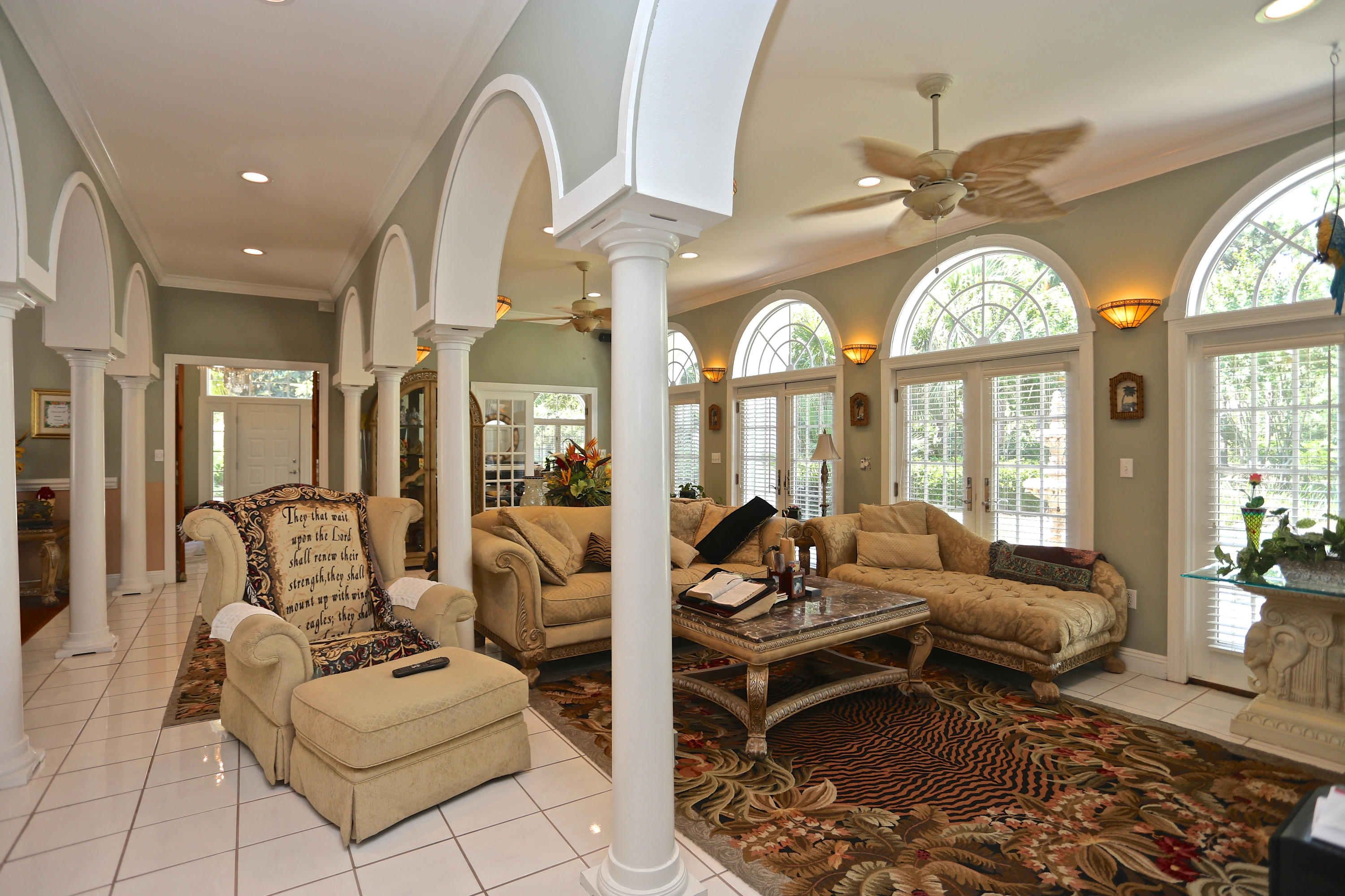 BAYTOWNE AVE EAST - Residential