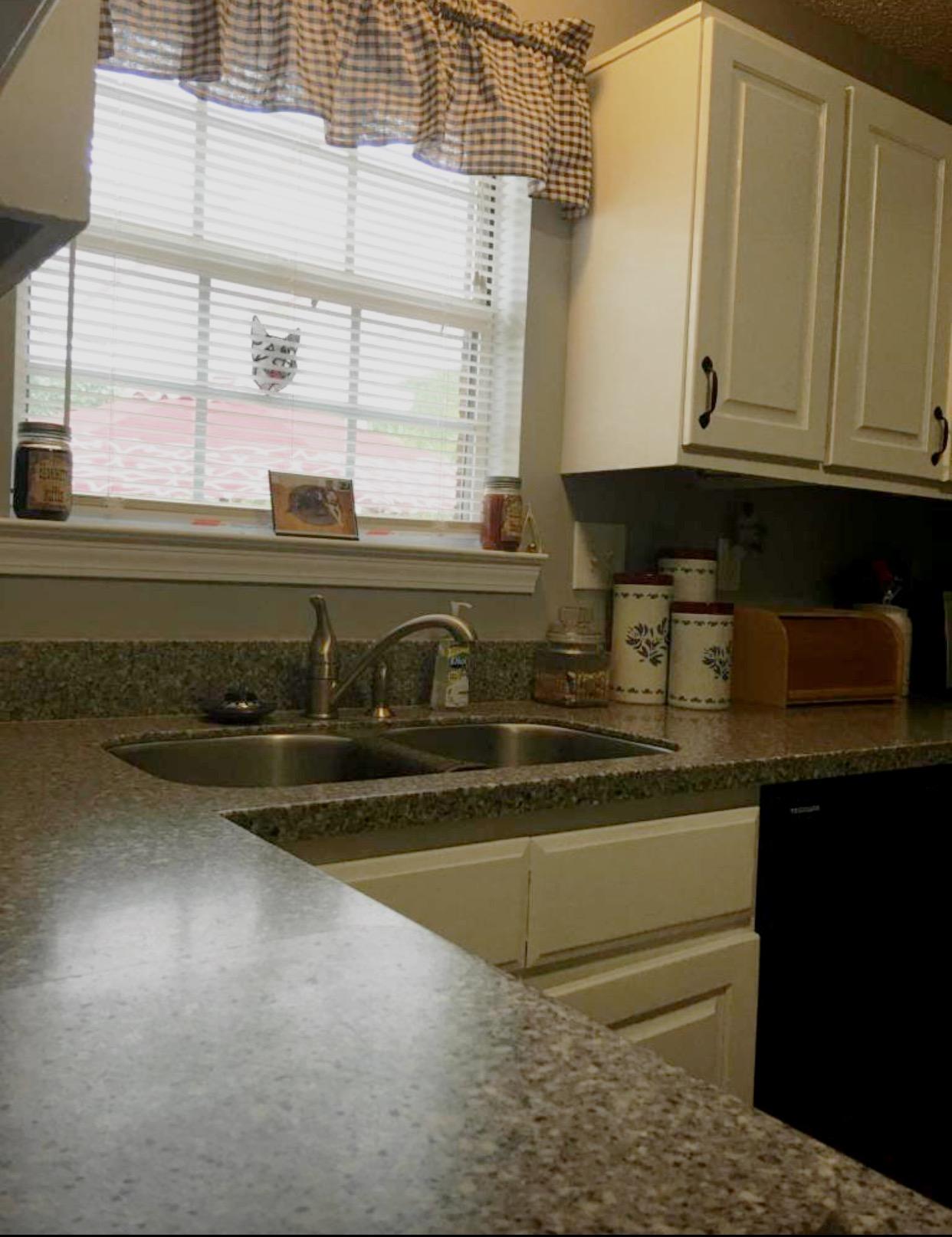 DOGWOOD ESTATES - Residential