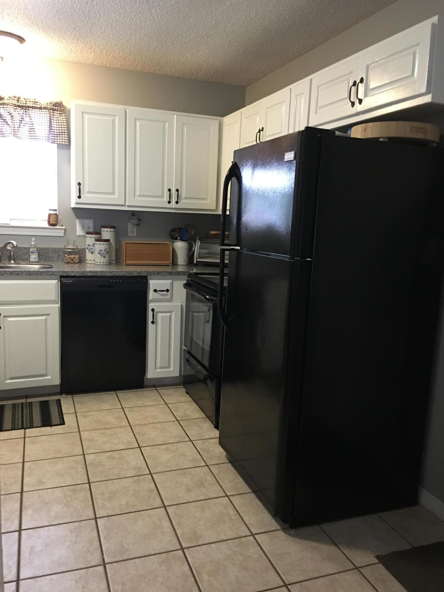 DOGWOOD ESTATES - Residential