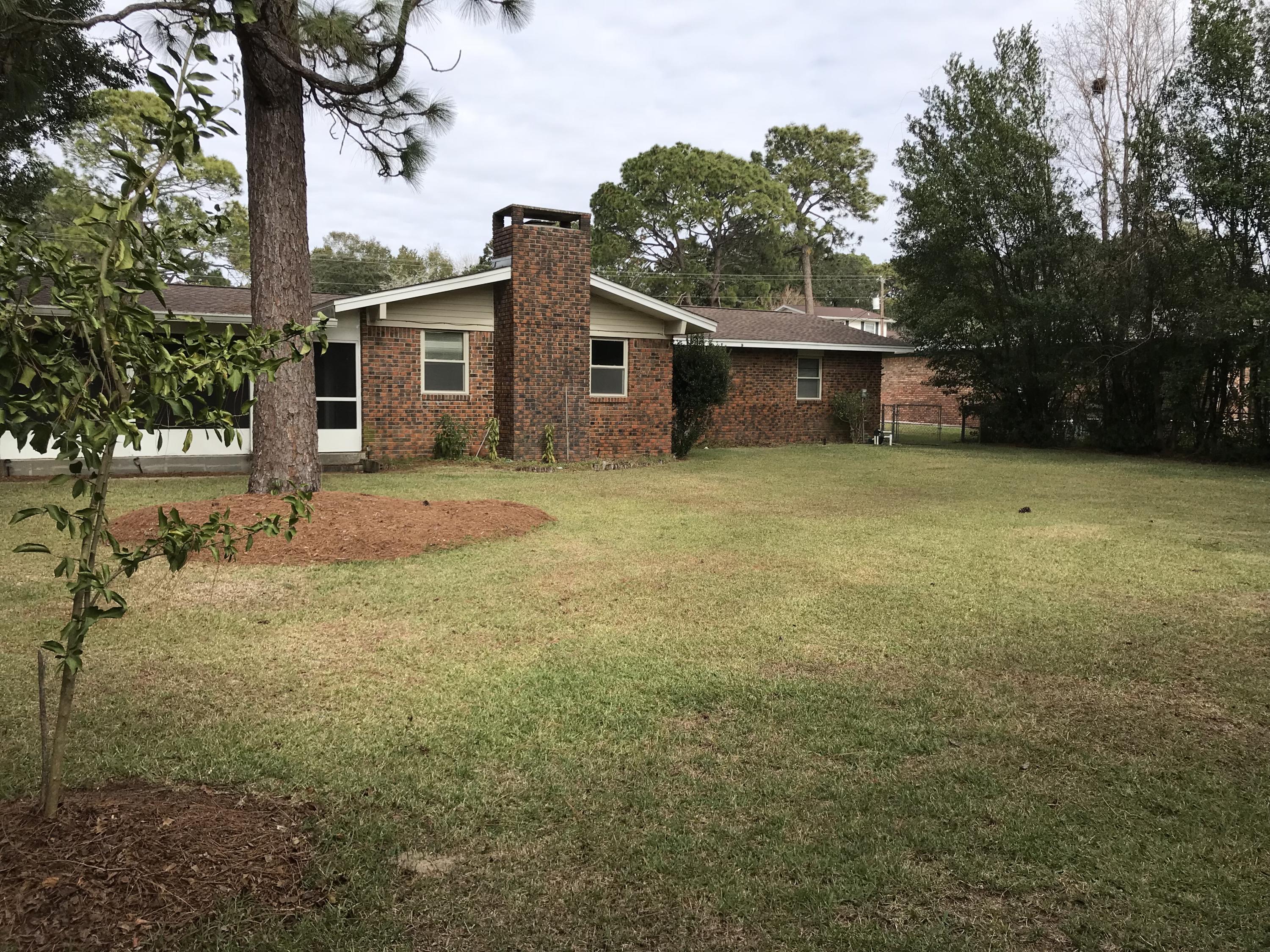 Poquito Bayou - Residential Lease