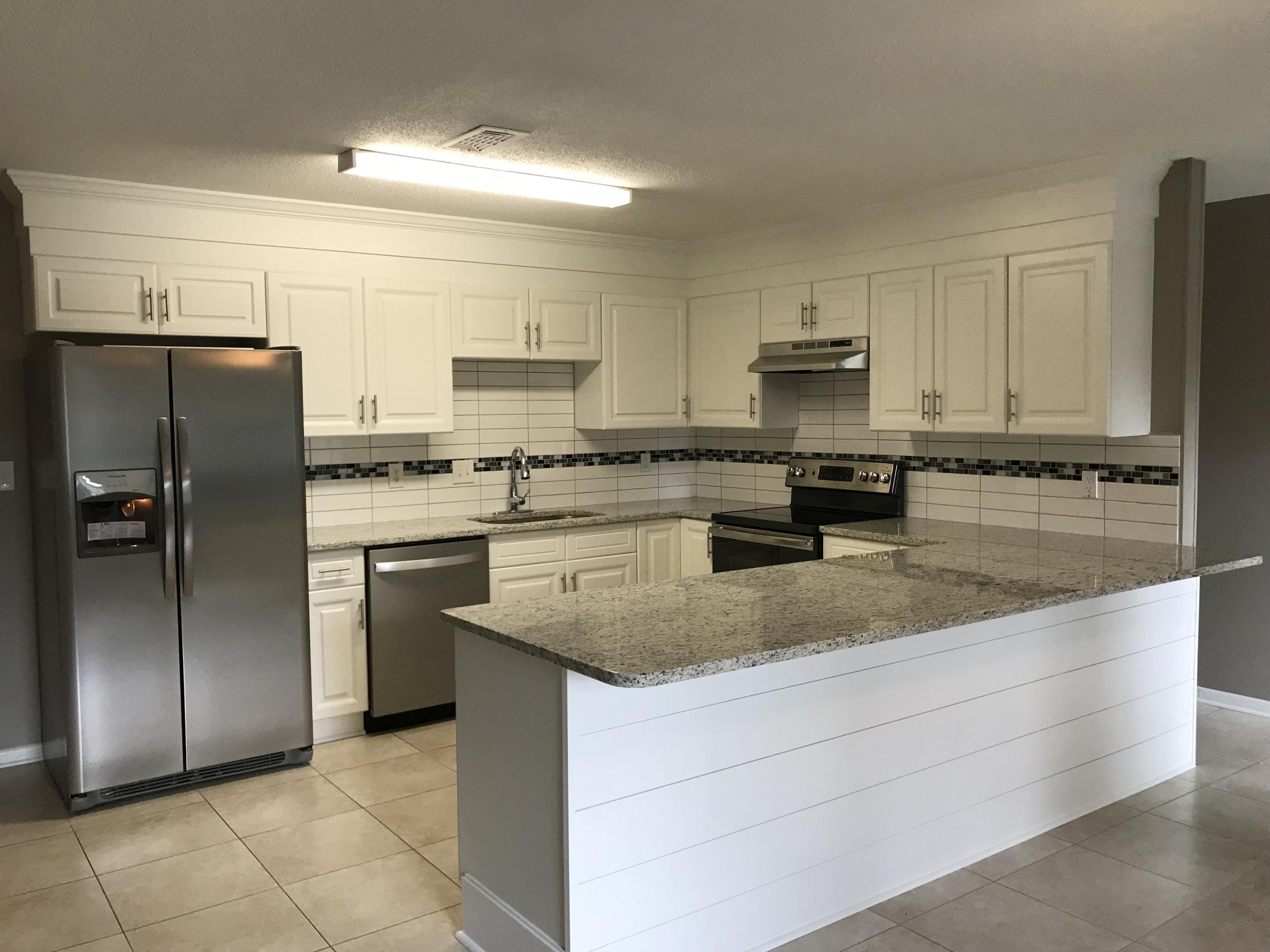 Poquito Bayou - Residential Lease