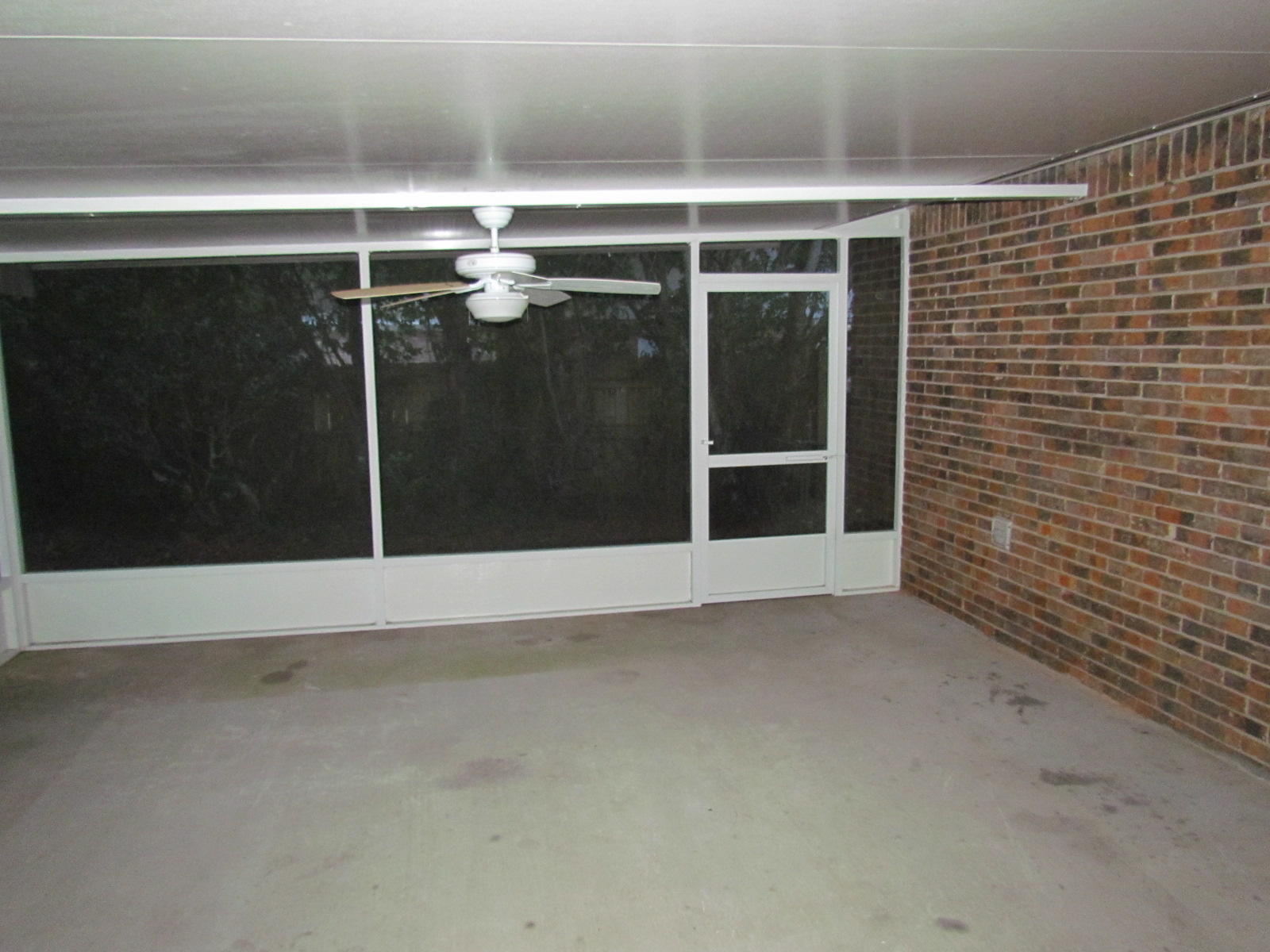 Poquito Bayou - Residential Lease