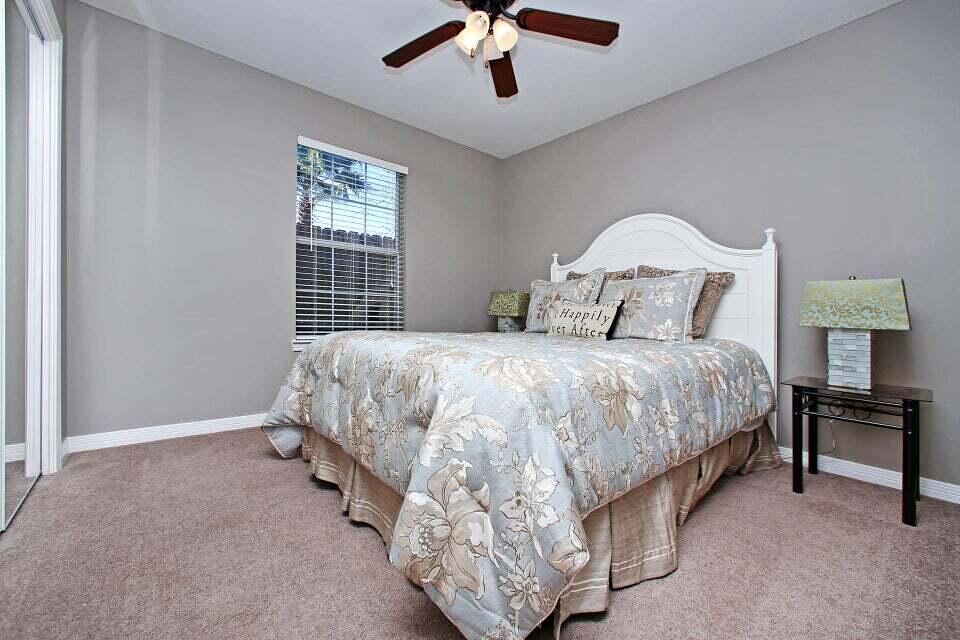 LAKE CHARLESTON - Residential