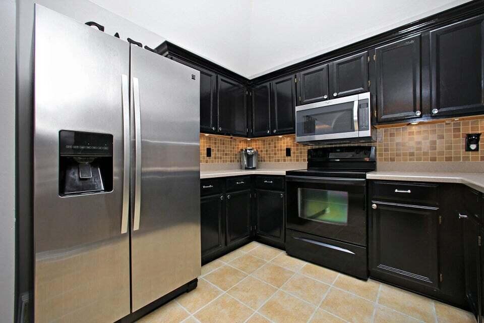 LAKE CHARLESTON - Residential