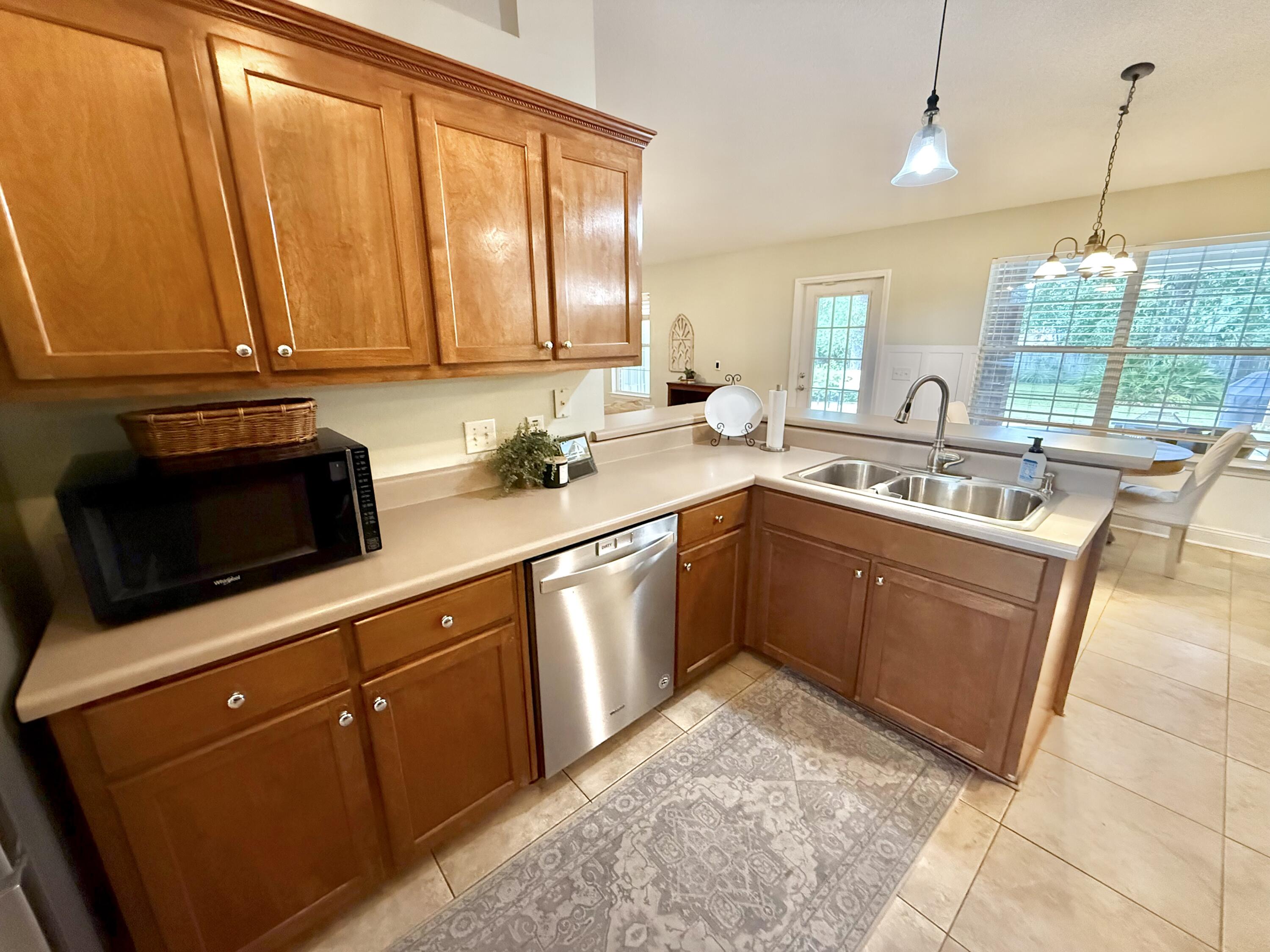 HOLLEY BY THE SEA - Residential