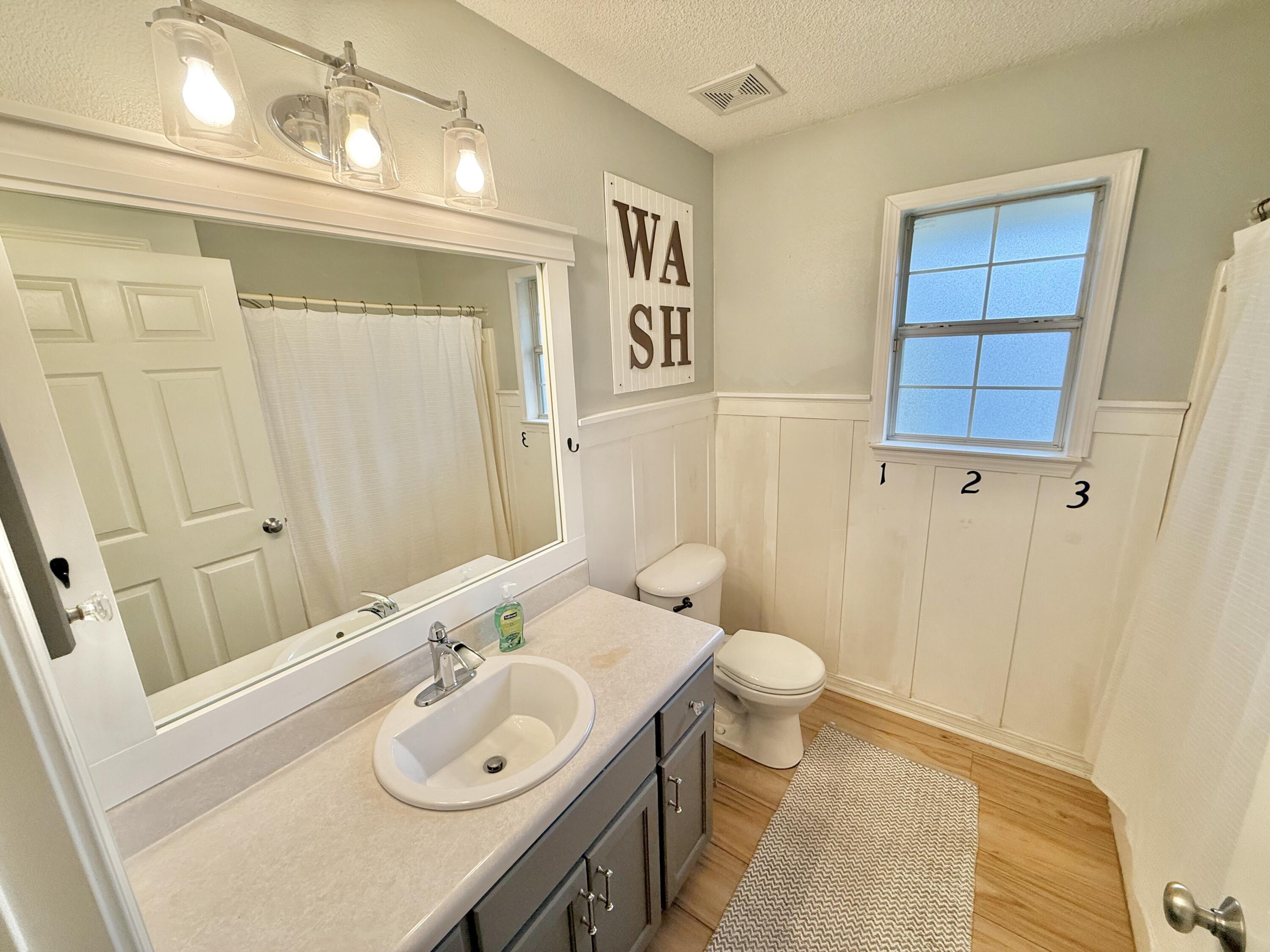 HOLLEY BY THE SEA - Residential