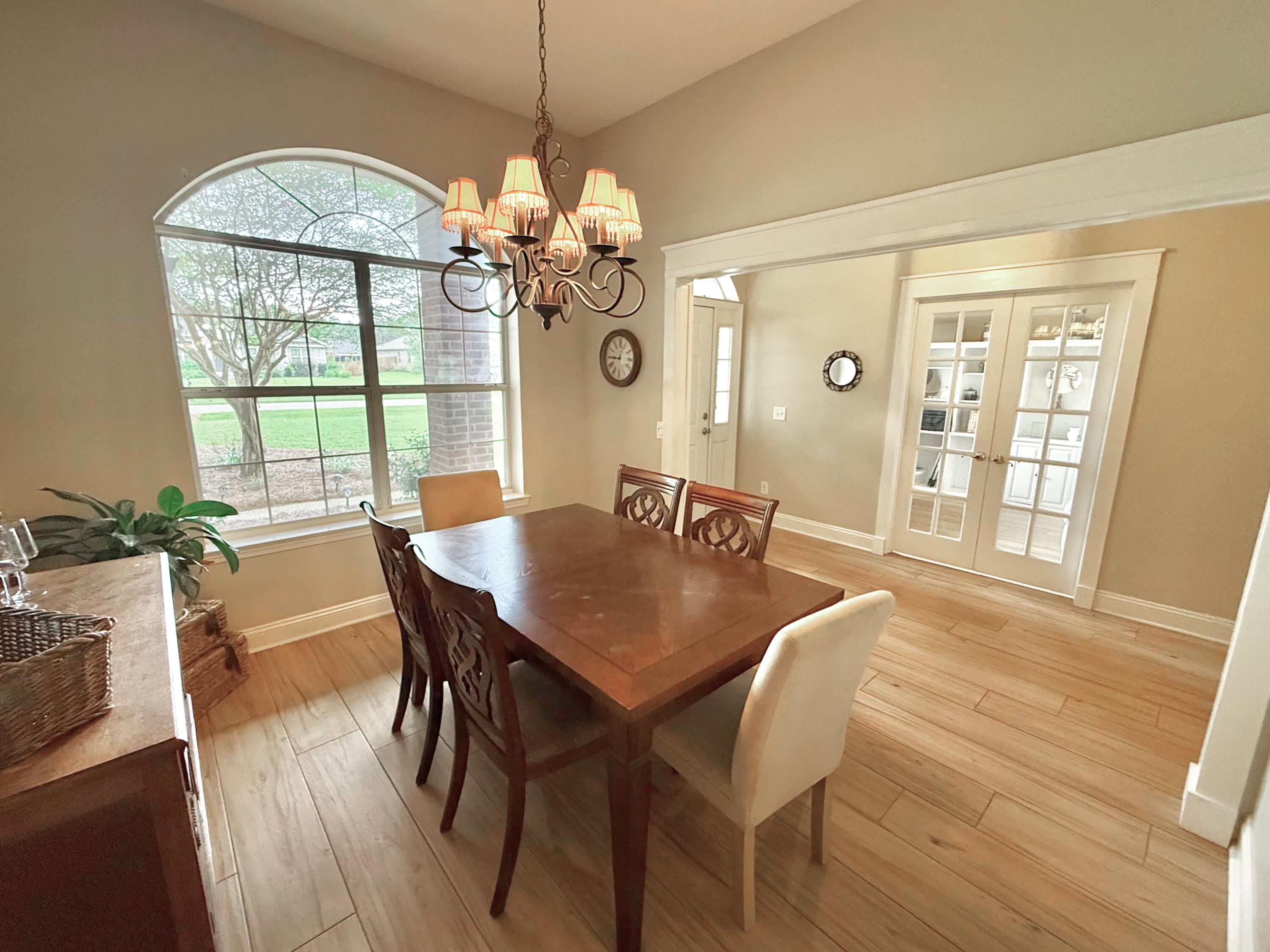 HOLLEY BY THE SEA - Residential
