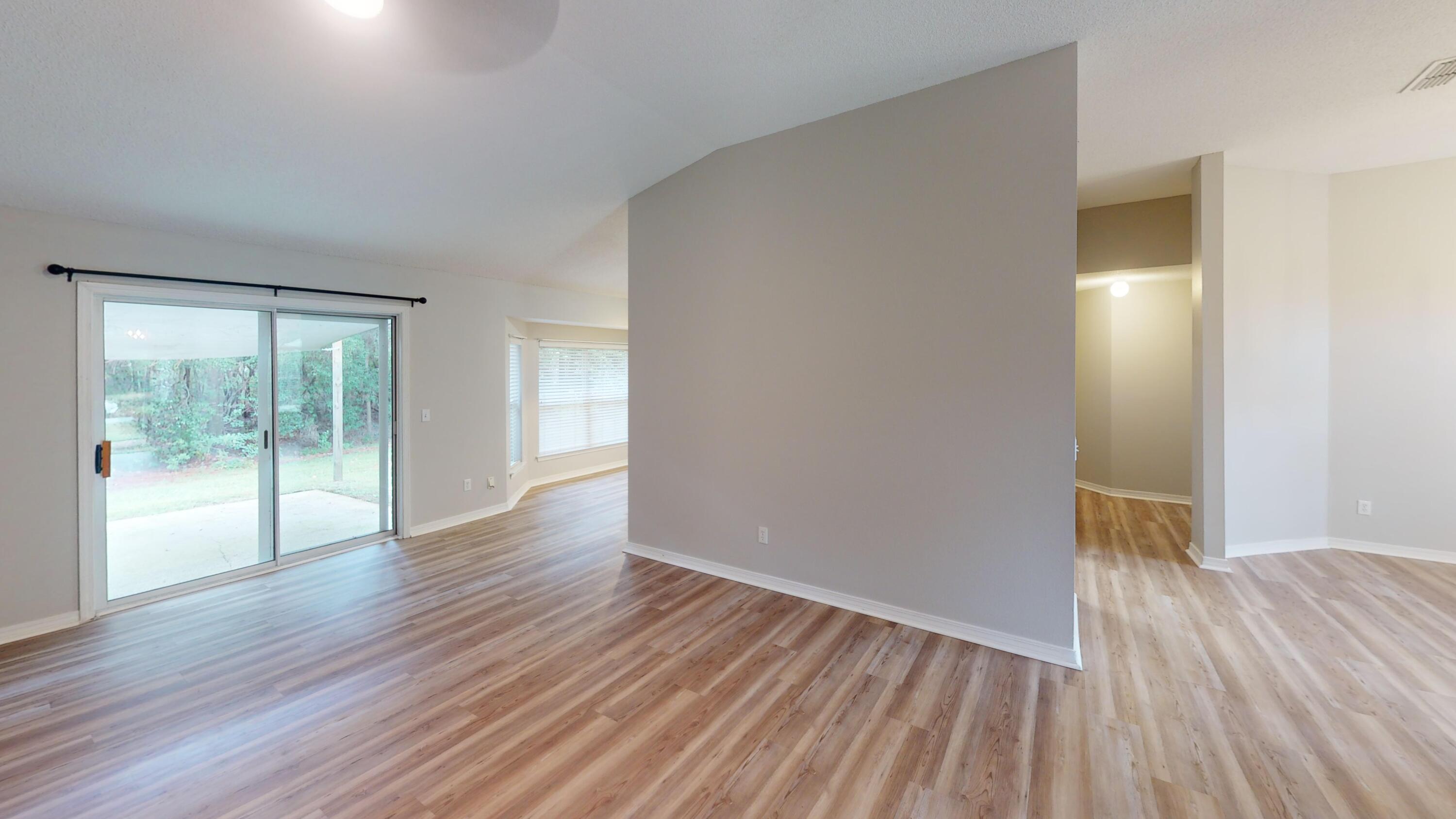 HOLLEY BY THE SEA - Residential