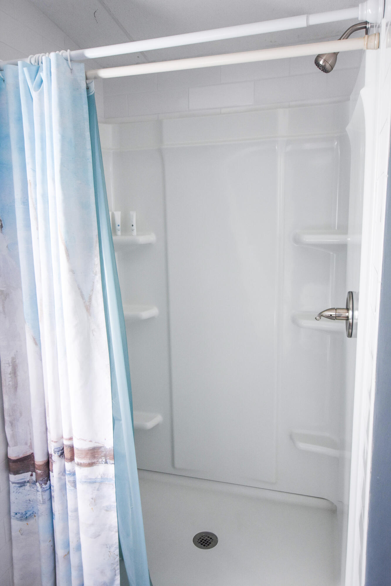 LAGUNA BEACH - Residential