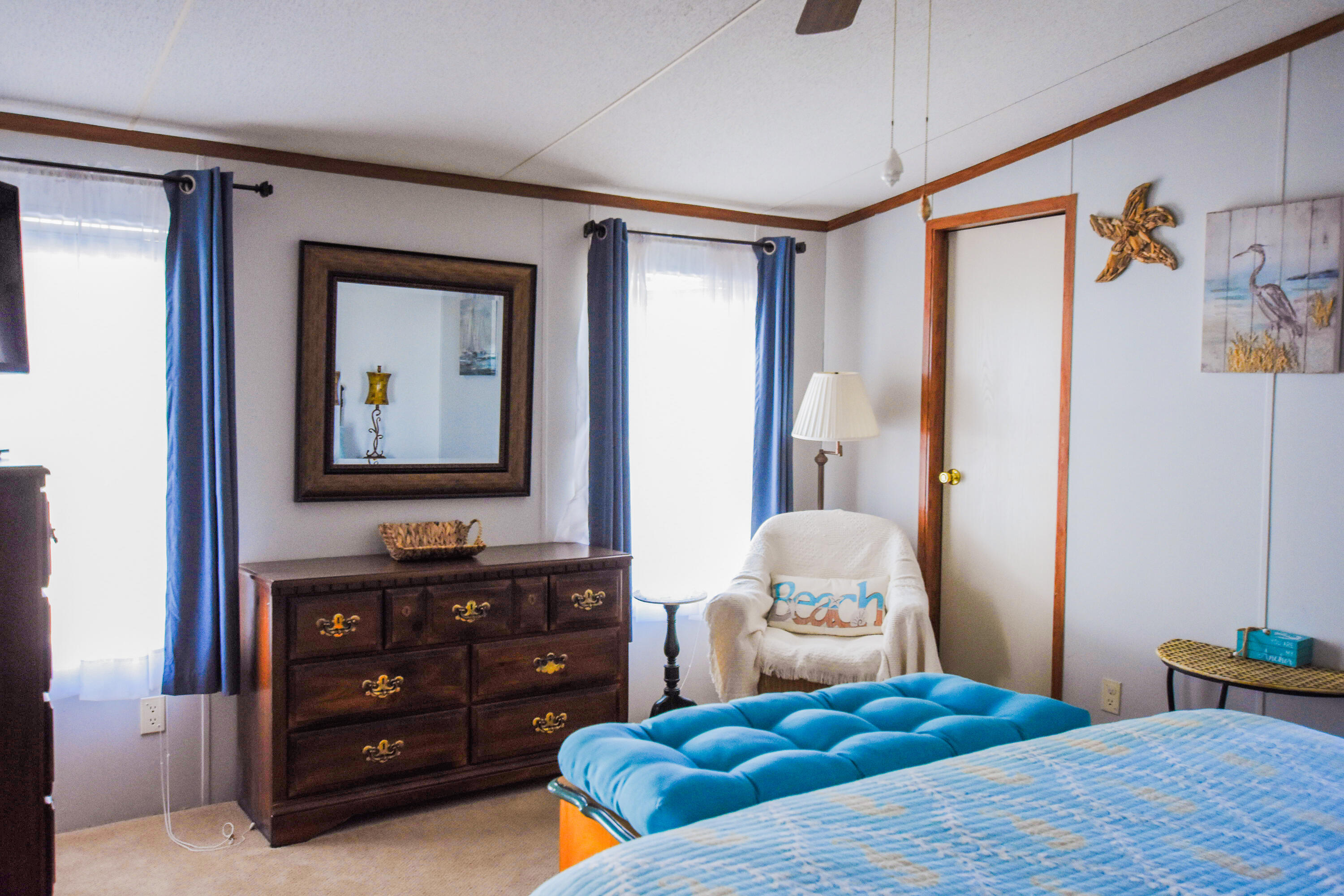 LAGUNA BEACH - Residential