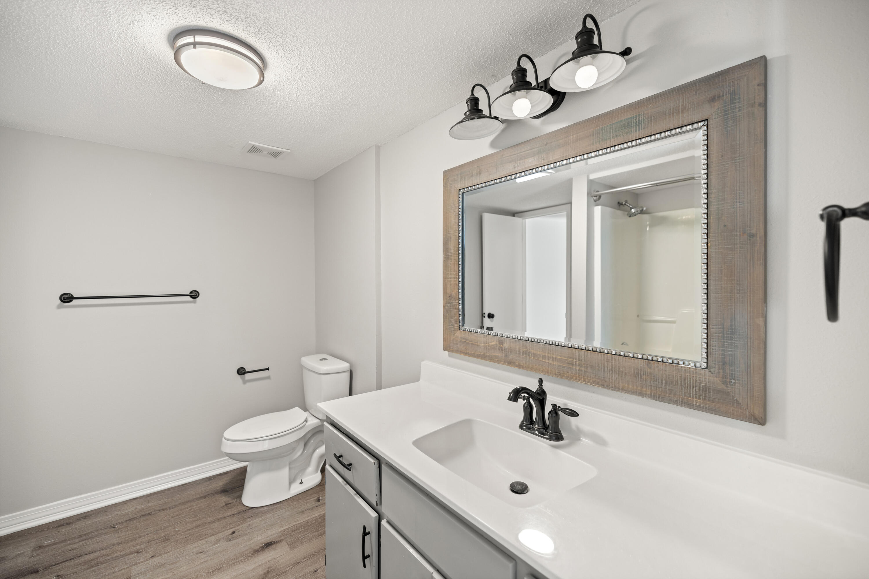 LANTERN RIDGE S/D PH 1 - Residential