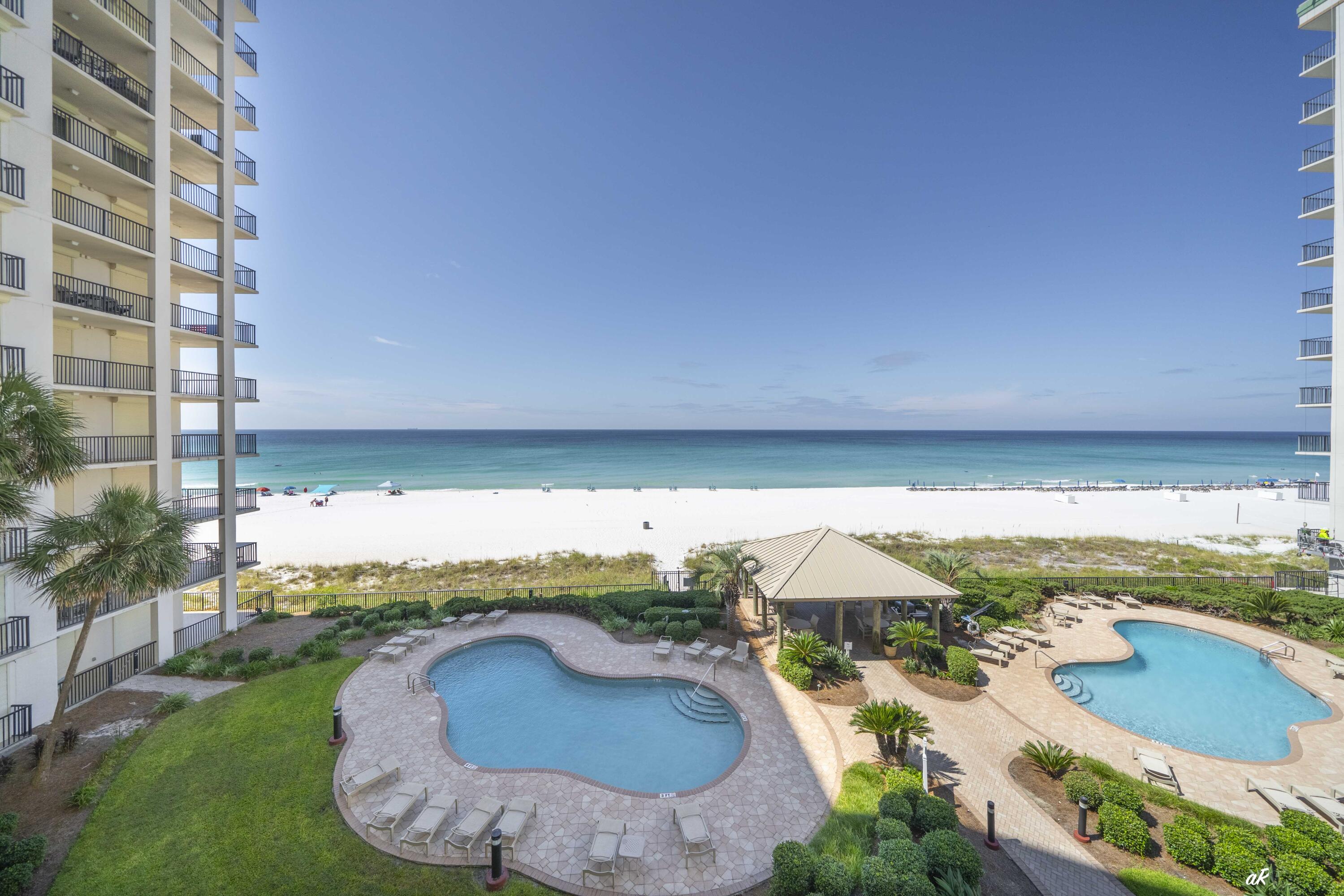 SUMMERWINDS CONDO - Residential