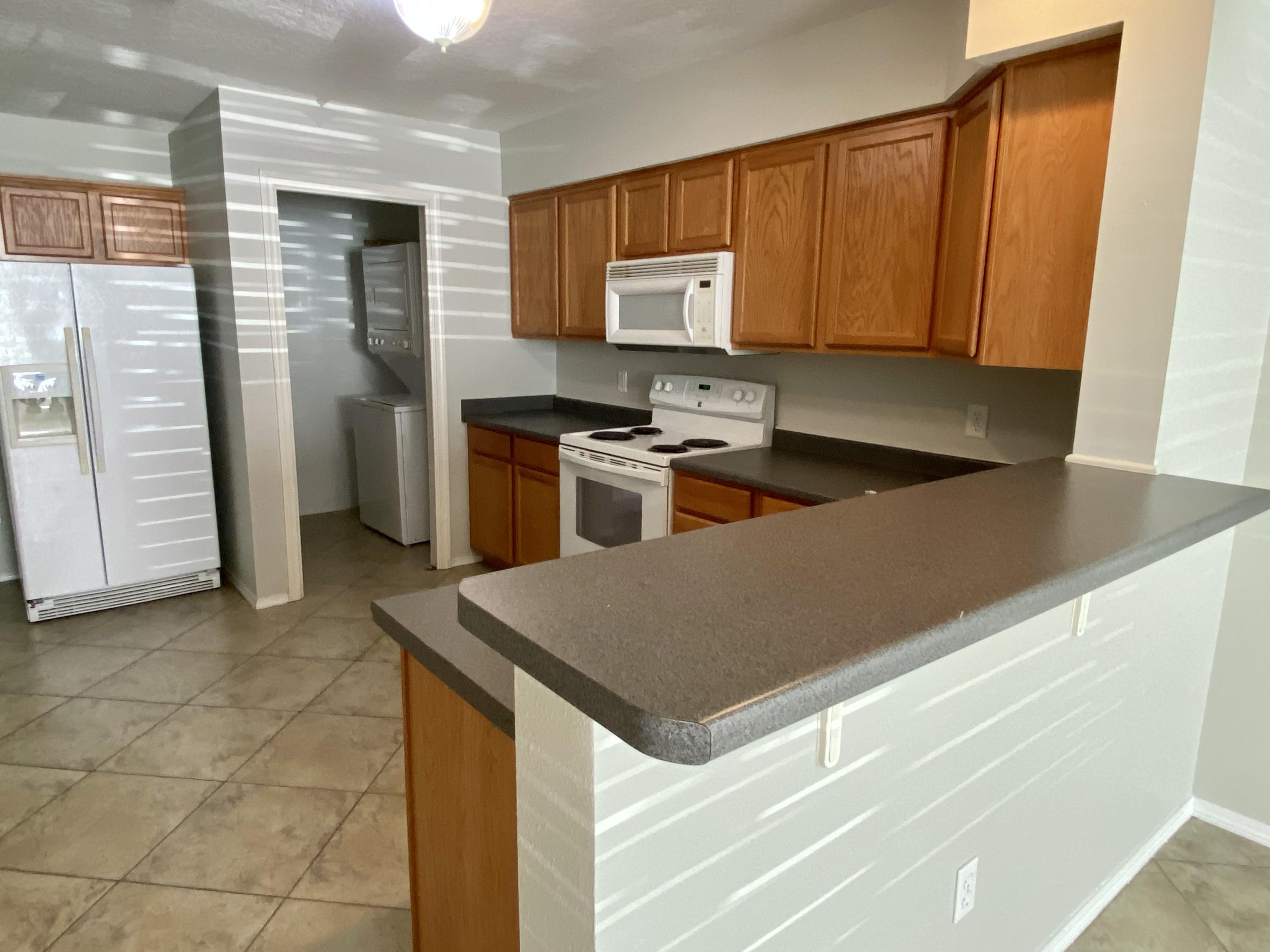 SHAY LIN T/H - Residential Lease