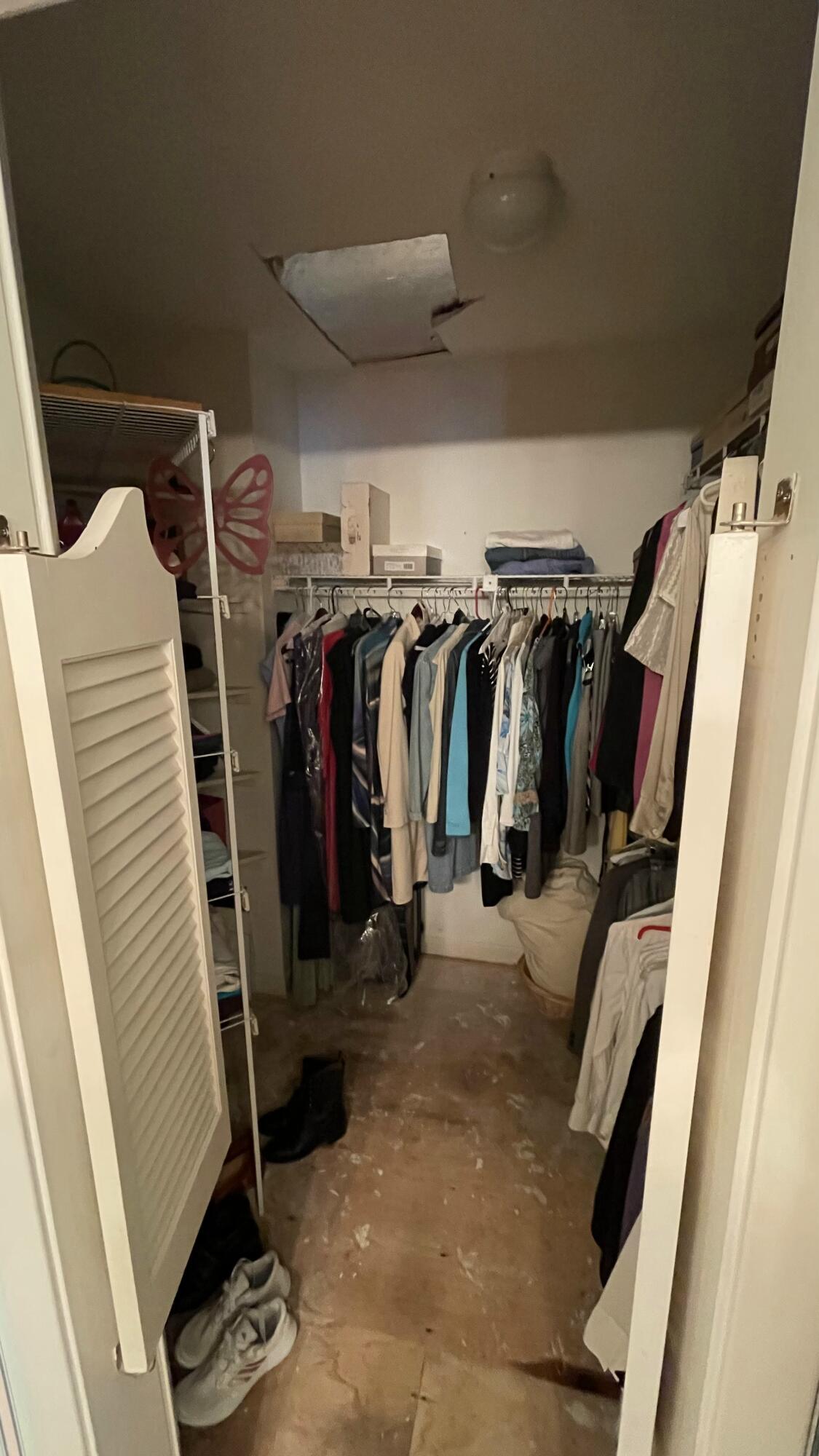 BAYVIEW MANOR 1ST ADDN - Residential