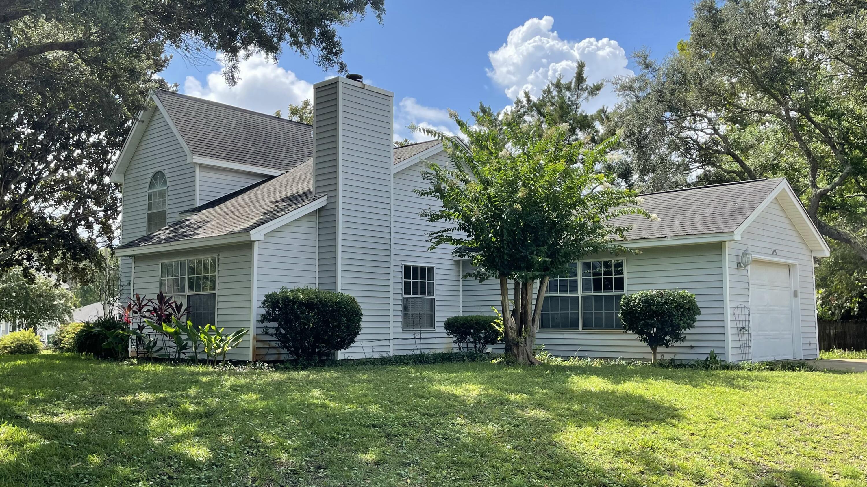 BAYVIEW MANOR 1ST ADDN - Residential