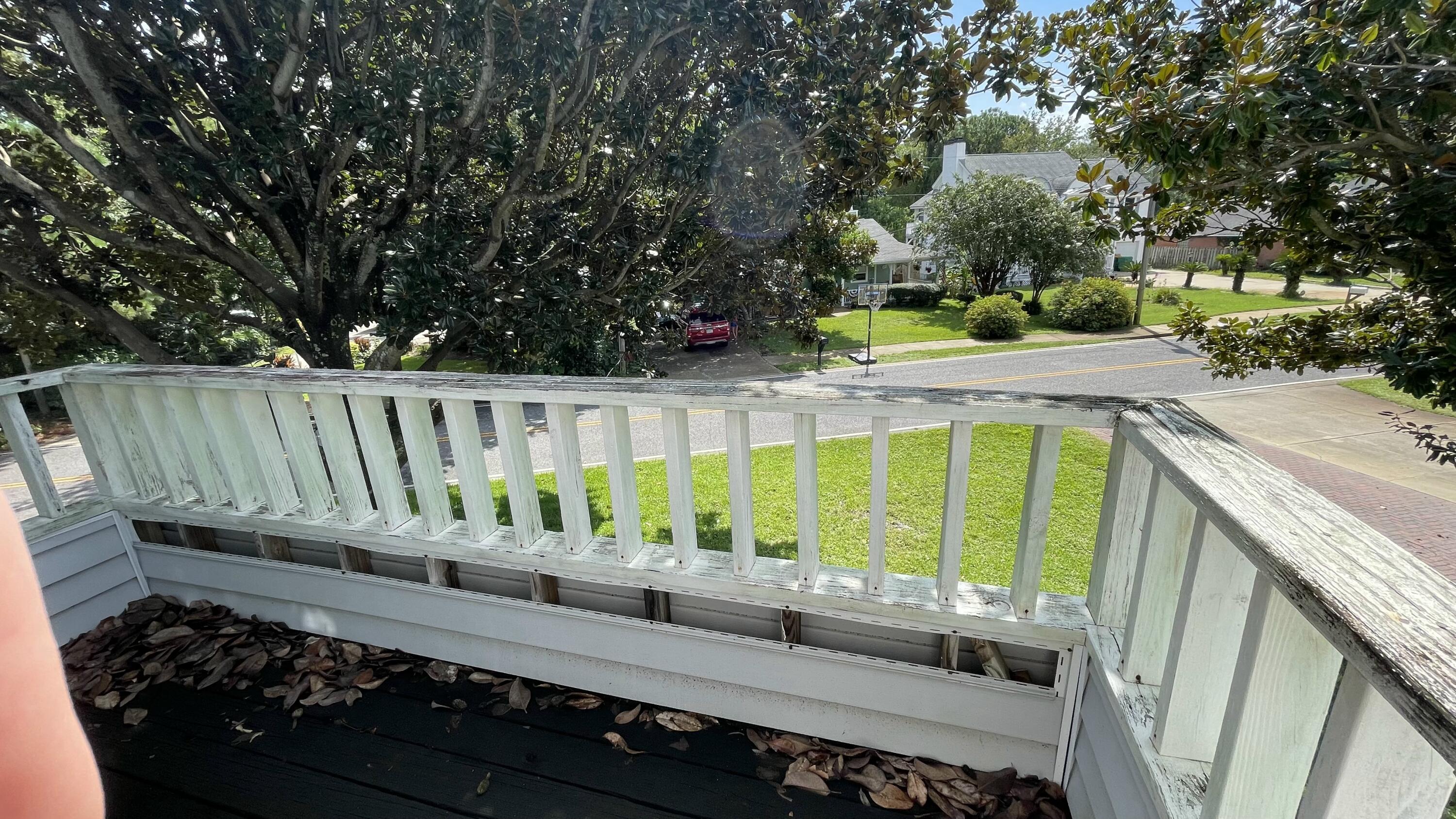 BAYVIEW MANOR 1ST ADDN - Residential