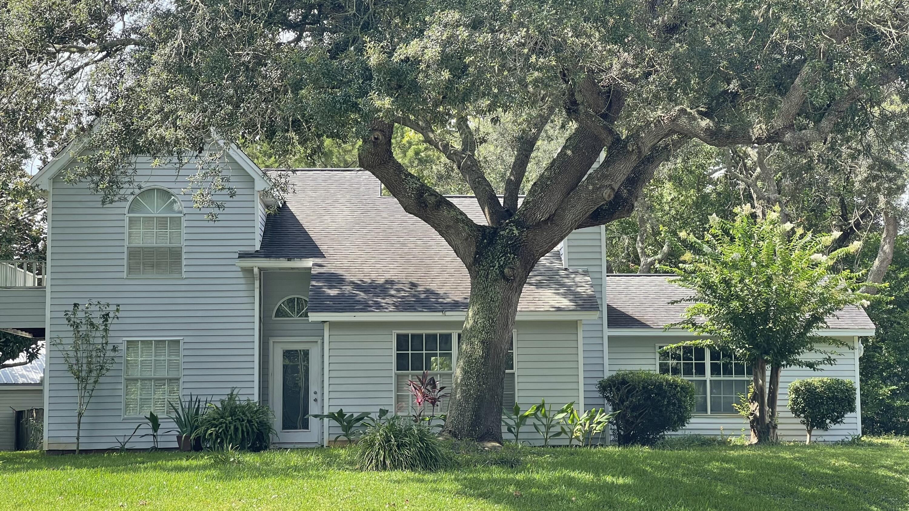 BAYVIEW MANOR 1ST ADDN - Residential