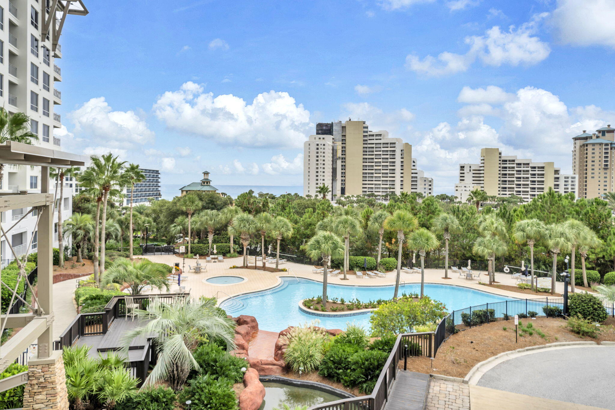 LUAU I - Residential