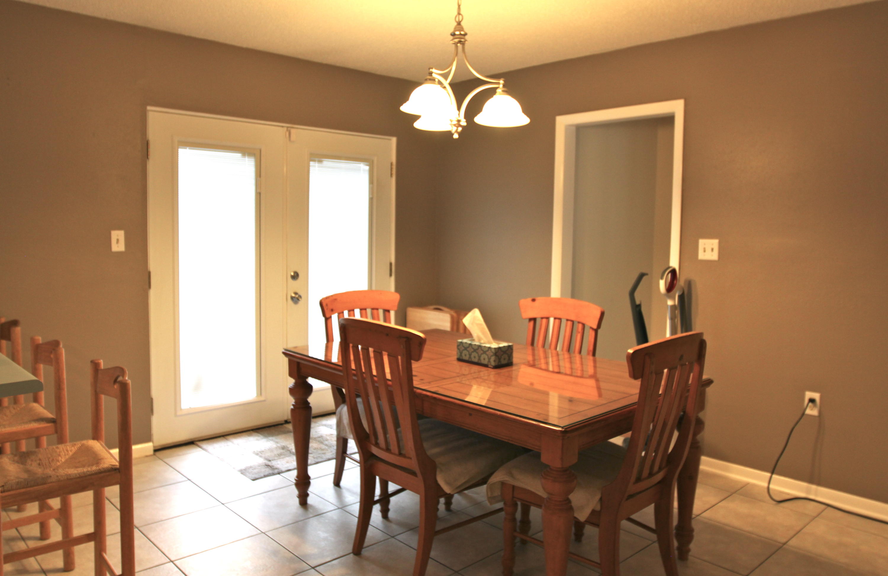 MARY ESTHER HEIGHTS - Residential