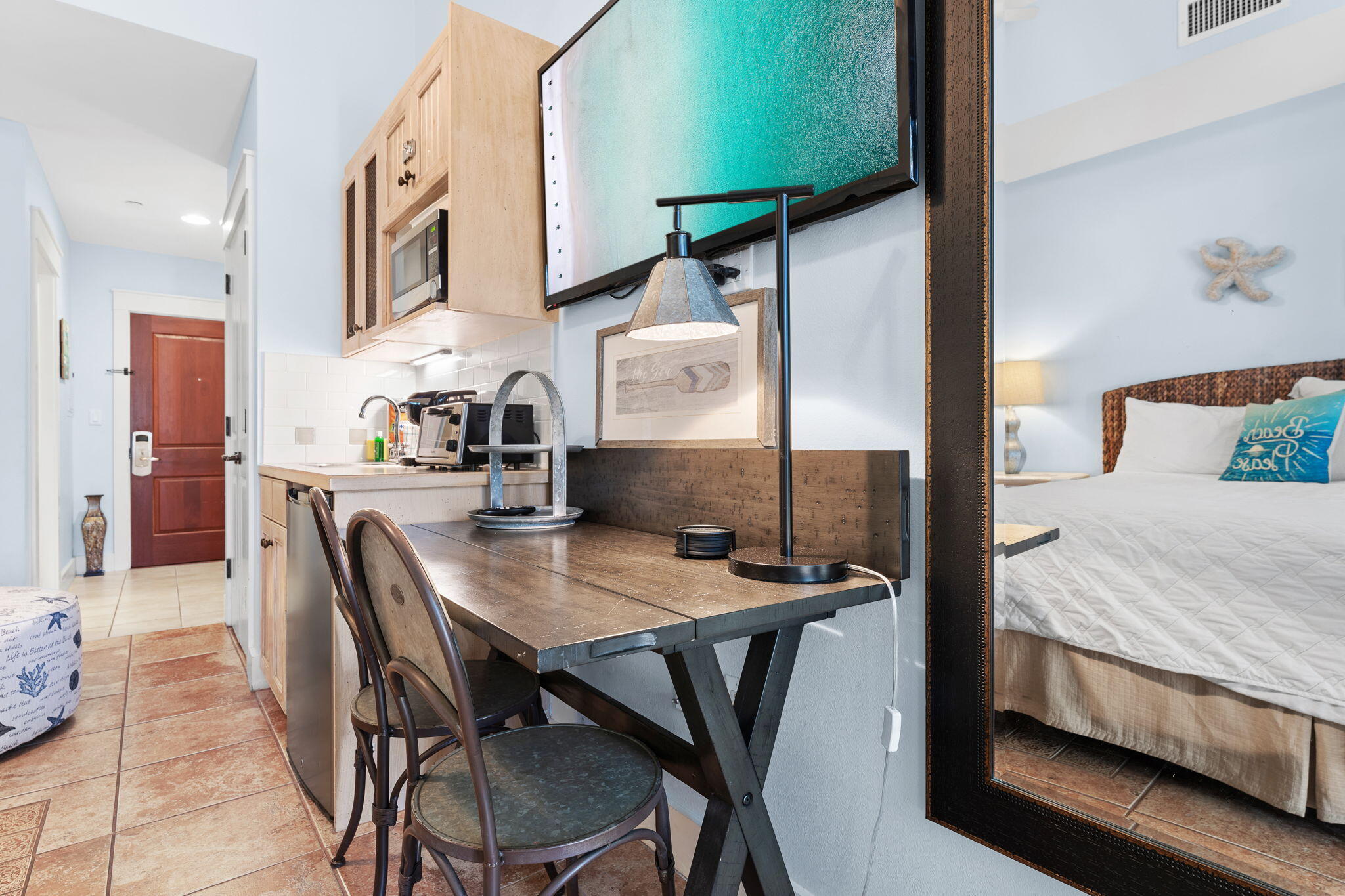 PILOT HOUSE - Residential