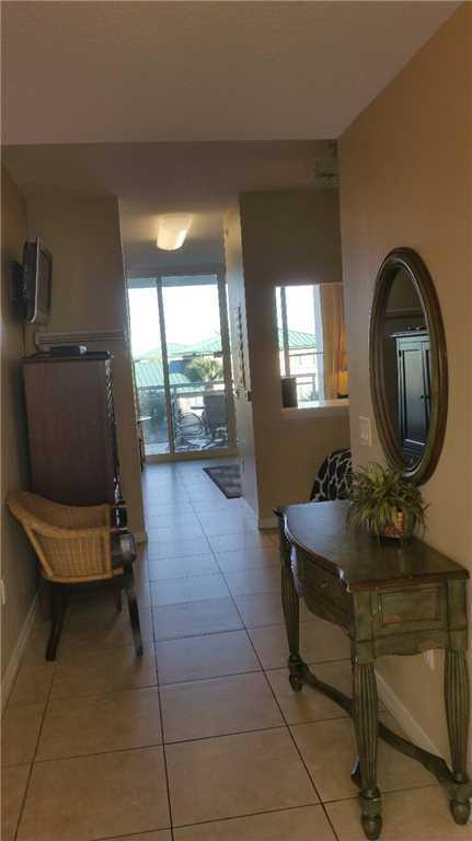 DESTIN WEST GULFSIDE VILLAS - Residential