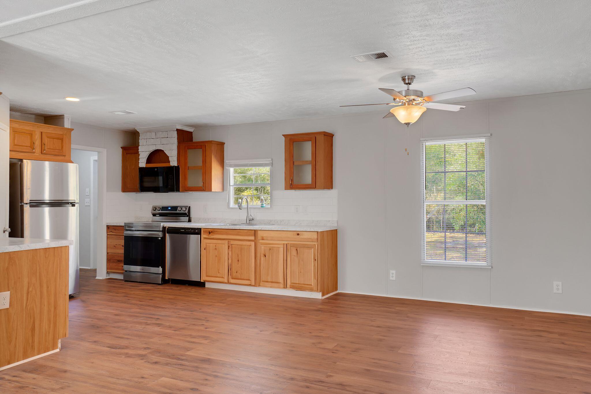 NO RECORDED SUBDIVISION - Residential