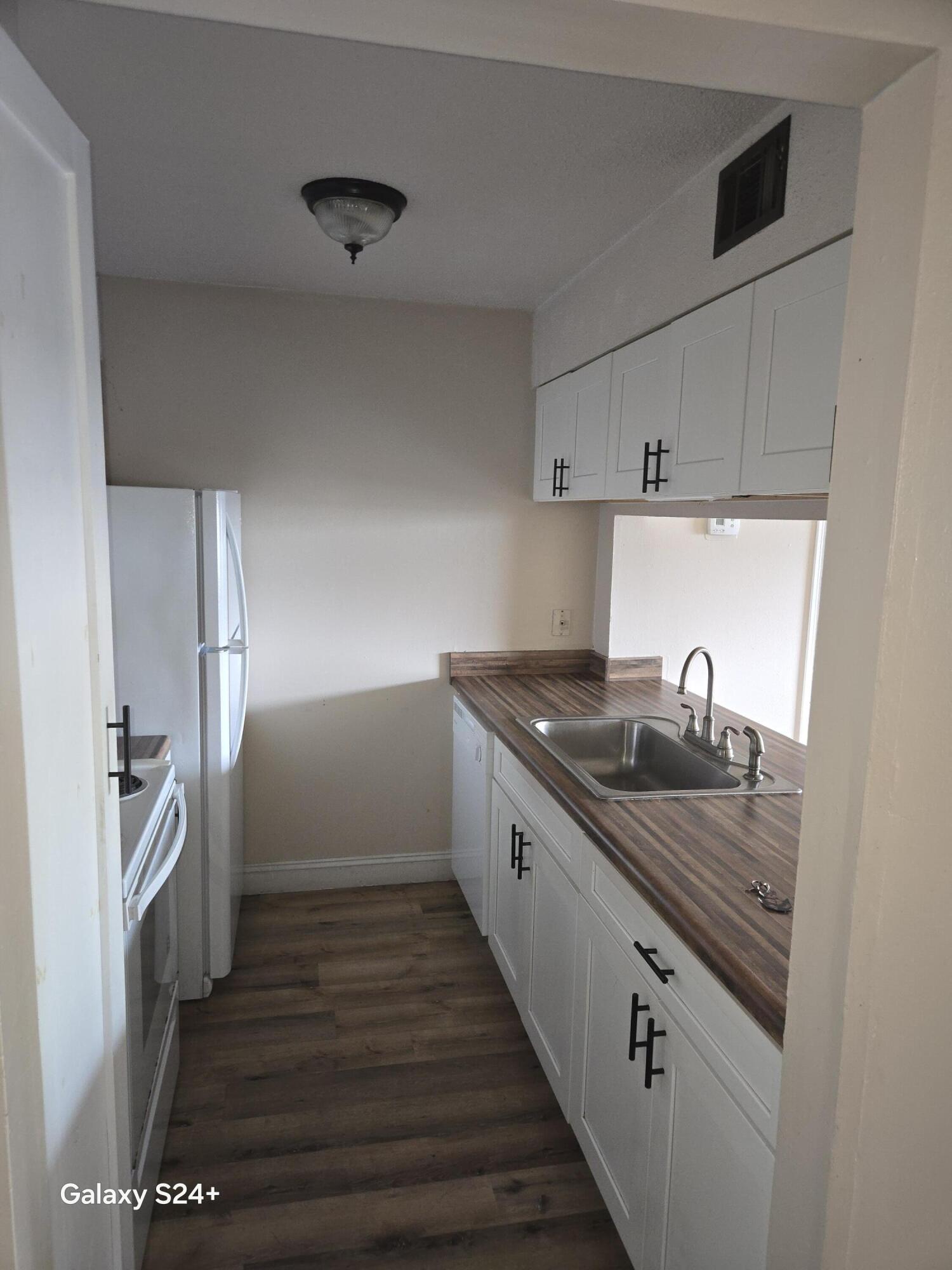 FAIR OAKS VILLAGE CONDO - Residential