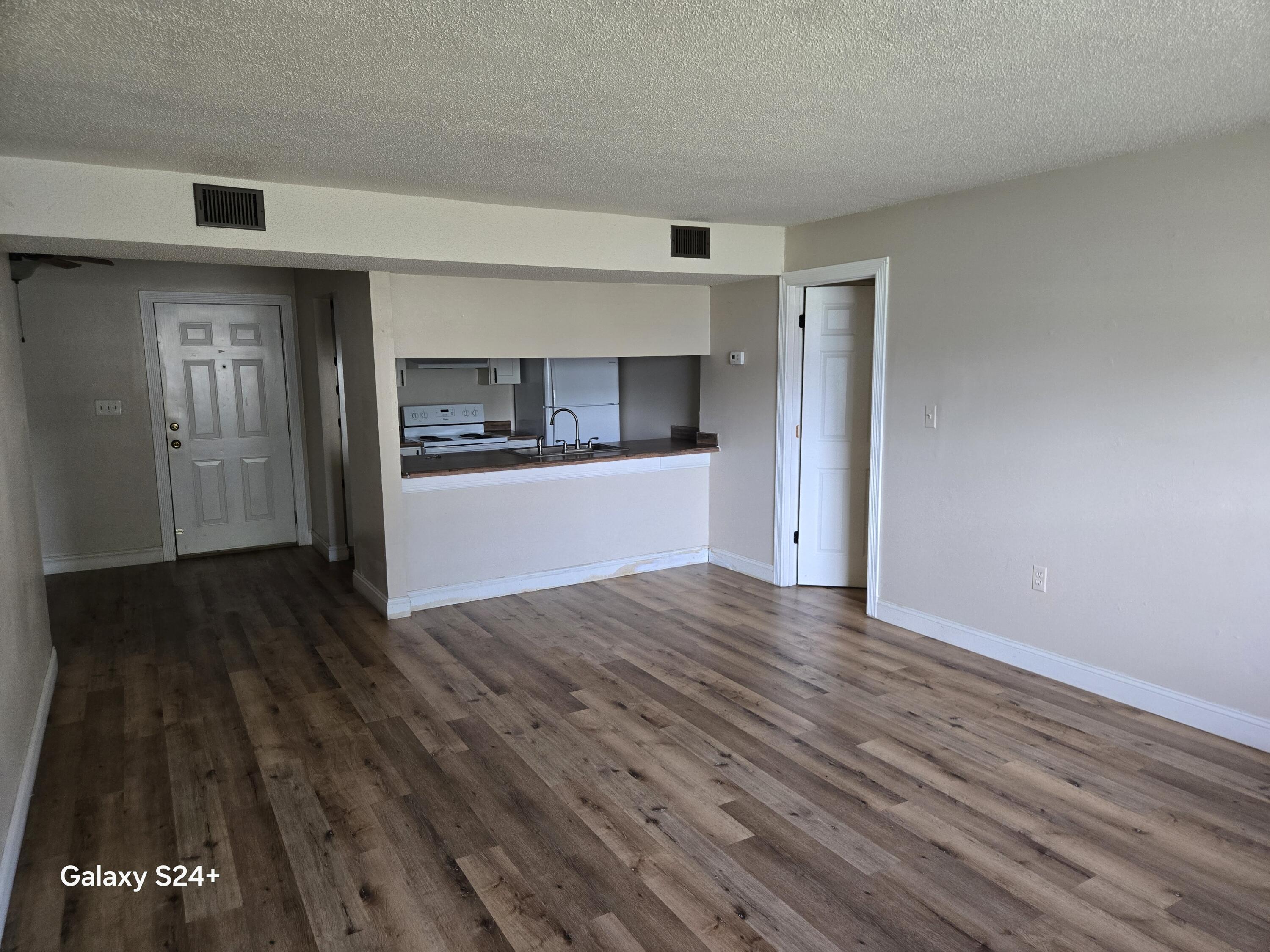 FAIR OAKS VILLAGE CONDO - Residential