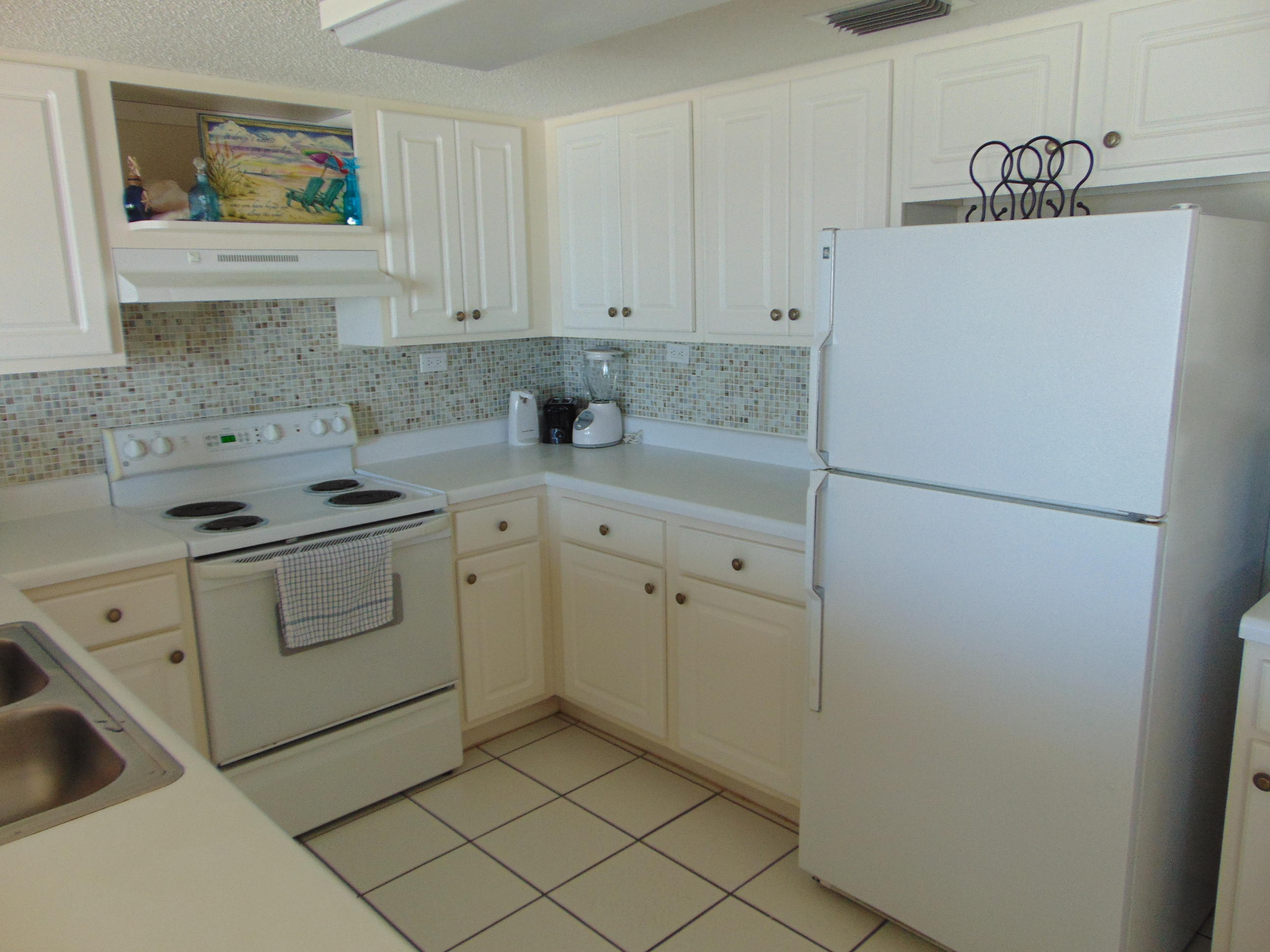 ISLANDER BEACH RESORT PH 2 - Residential