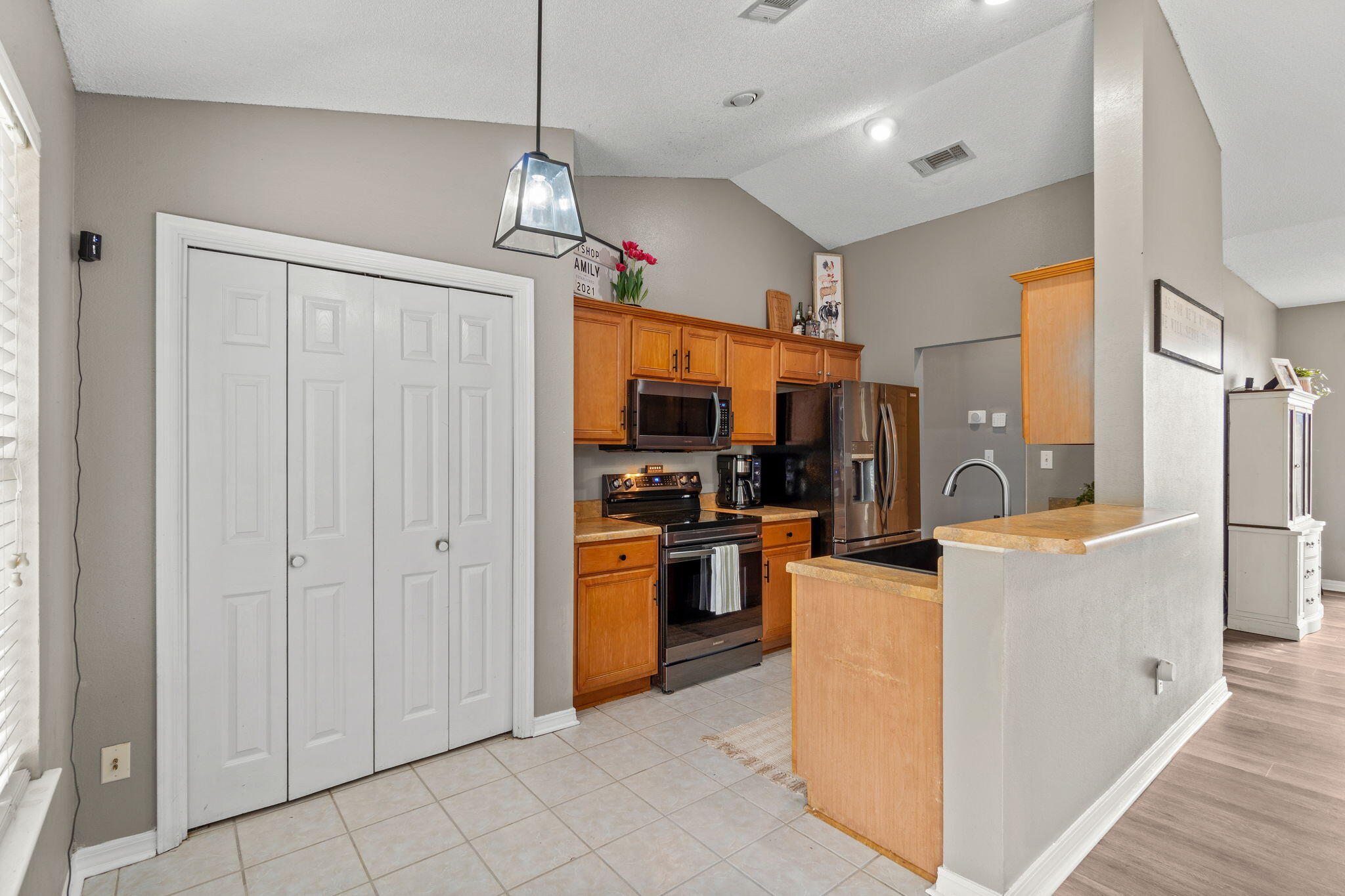 ASHWOOD - Residential