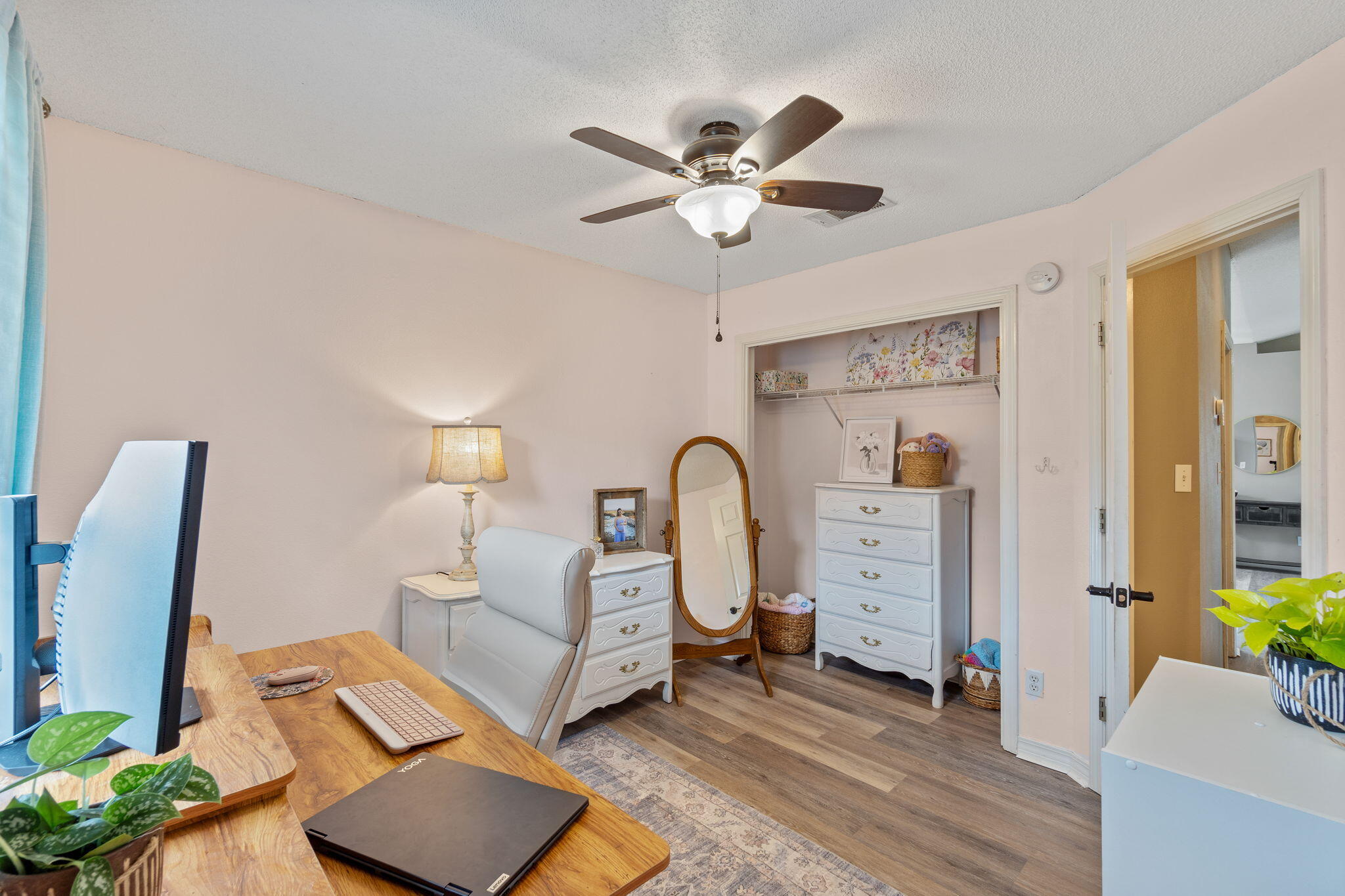 ASHWOOD - Residential