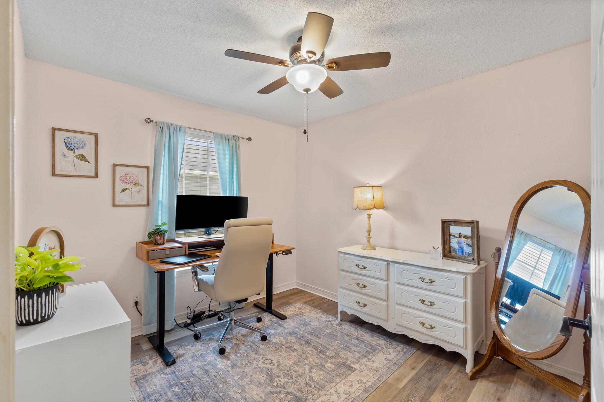 ASHWOOD - Residential