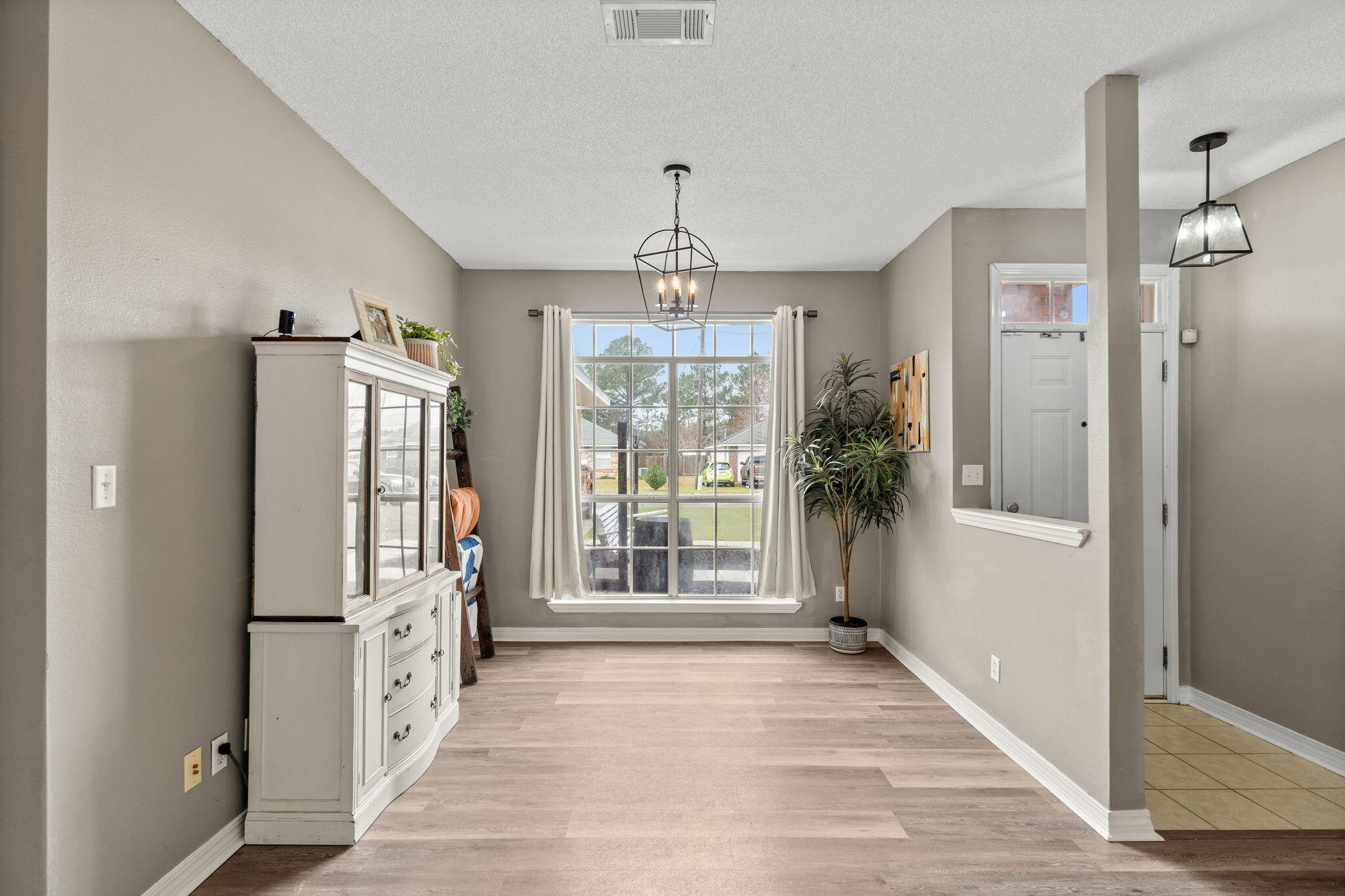 ASHWOOD - Residential
