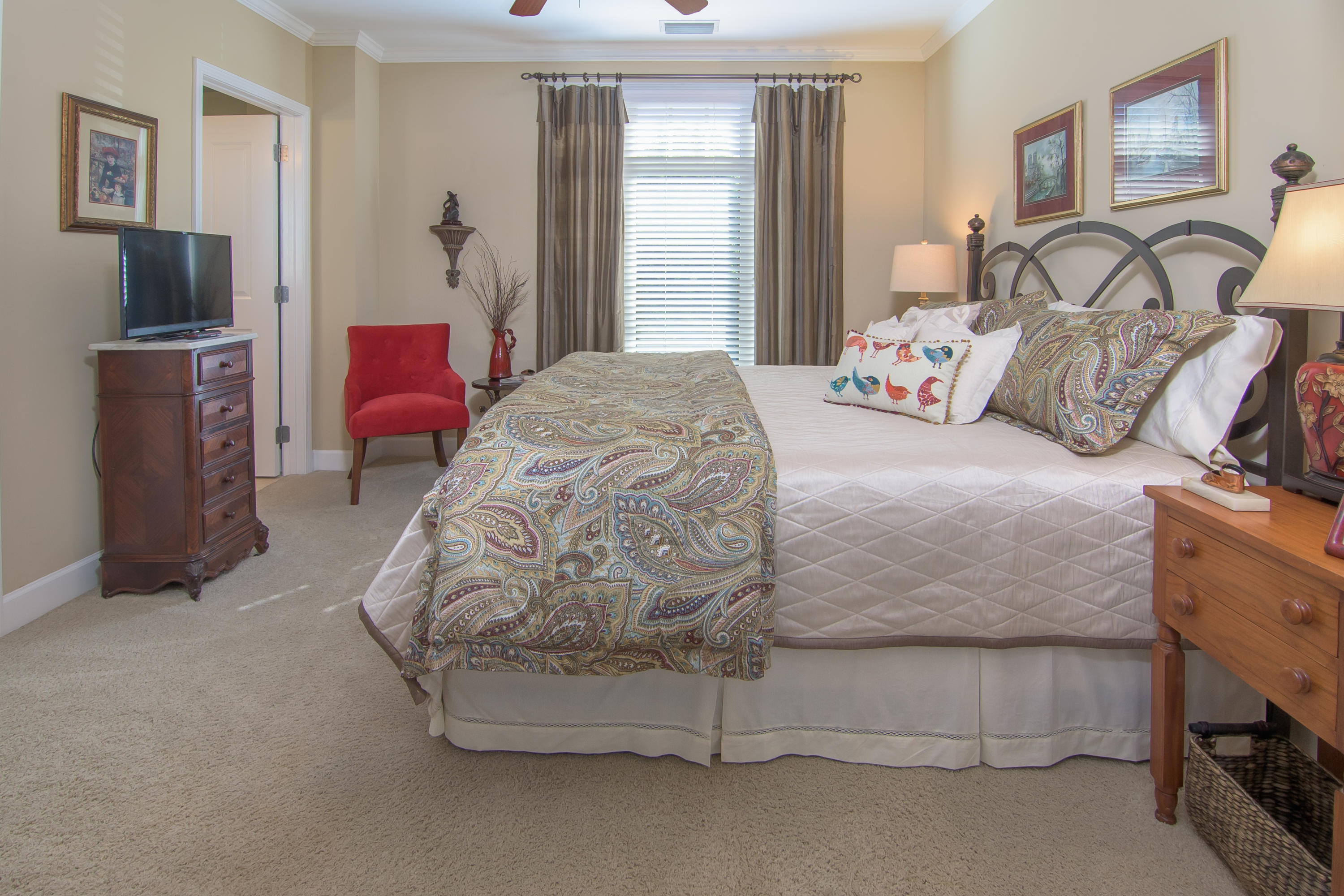 ONE WATER PLACE AT KELLY PLANTATION - Residential