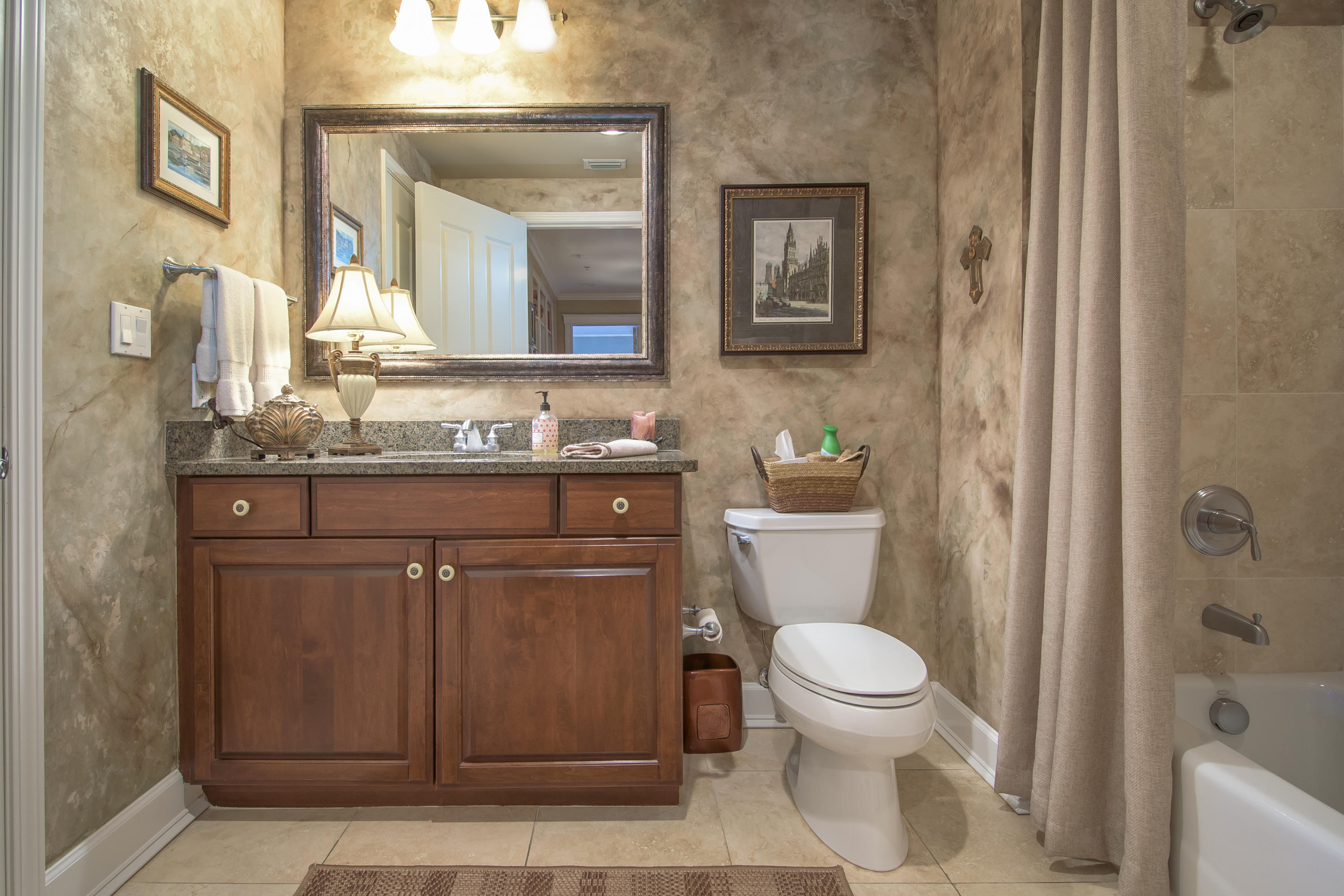 ONE WATER PLACE AT KELLY PLANTATION - Residential