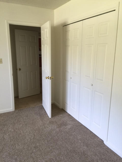 LAKE LORRAINE ESTATES - Residential Lease