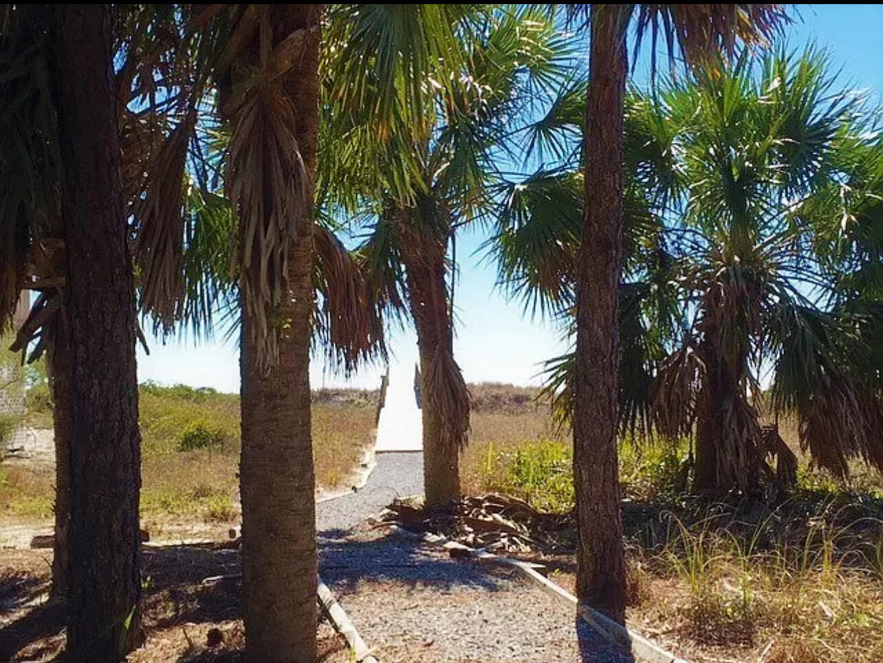 Cottages at Indian Summer - Land