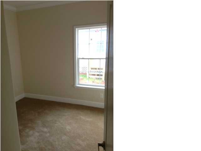 OLD TOWN PH 1 - Residential Lease