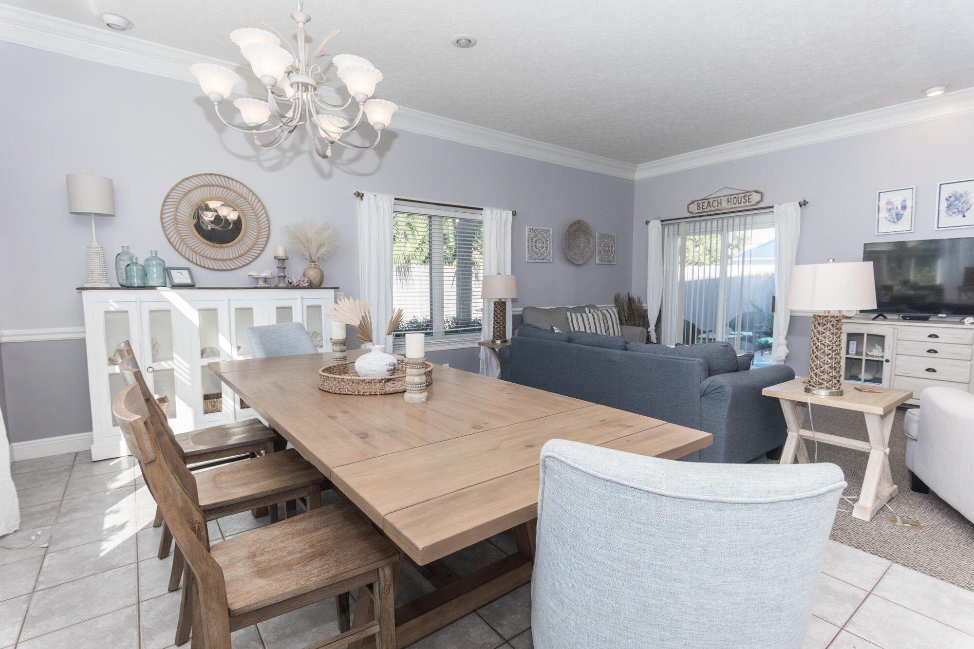 BAHAMA BEACH - Residential