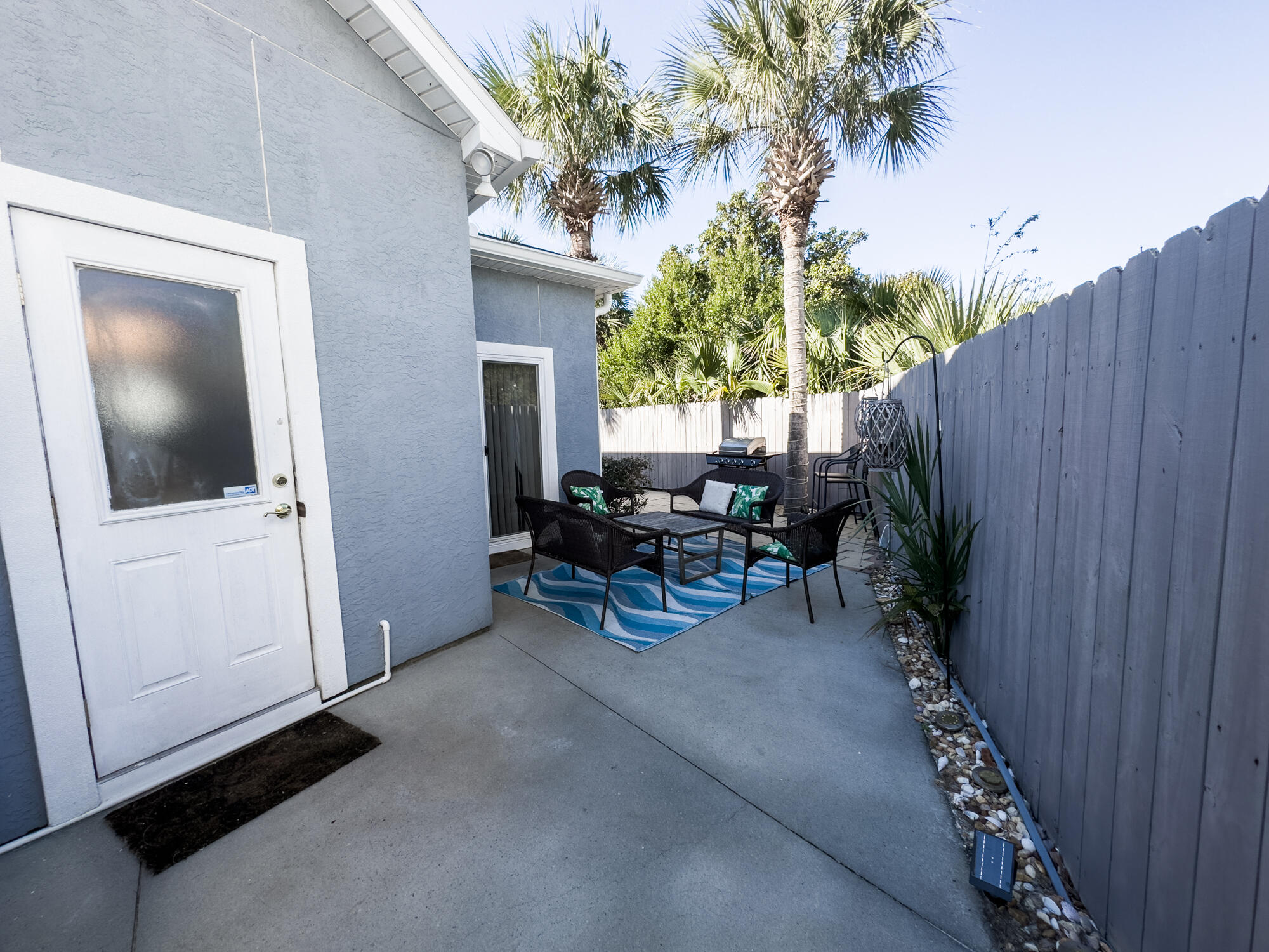 BAHAMA BEACH - Residential