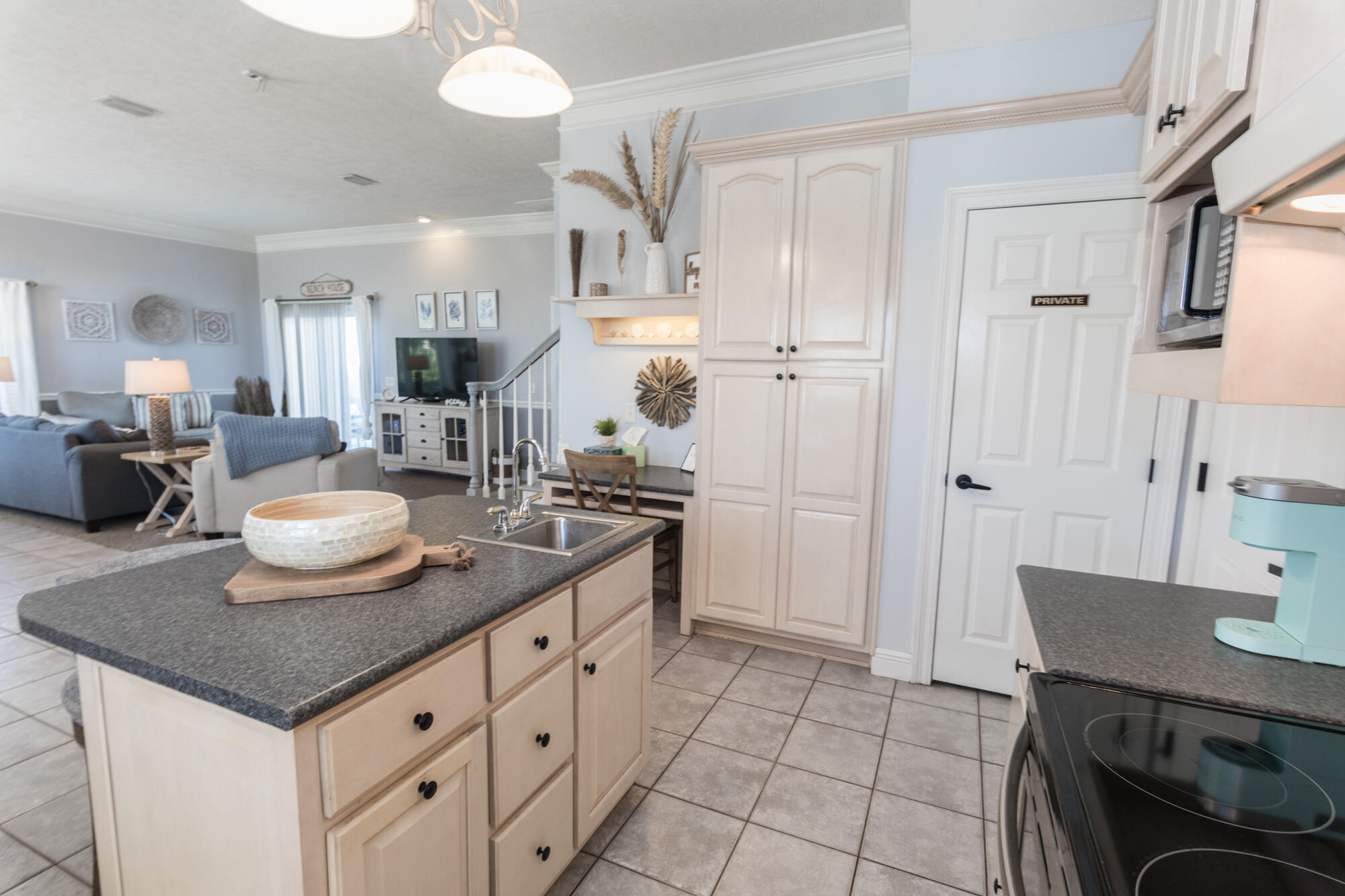 BAHAMA BEACH - Residential