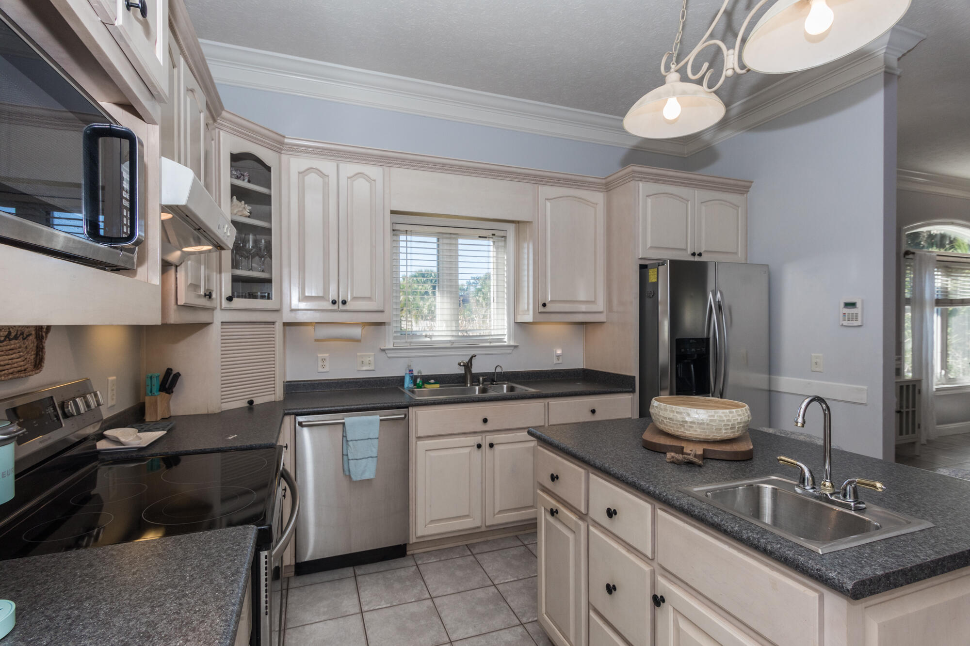 BAHAMA BEACH - Residential