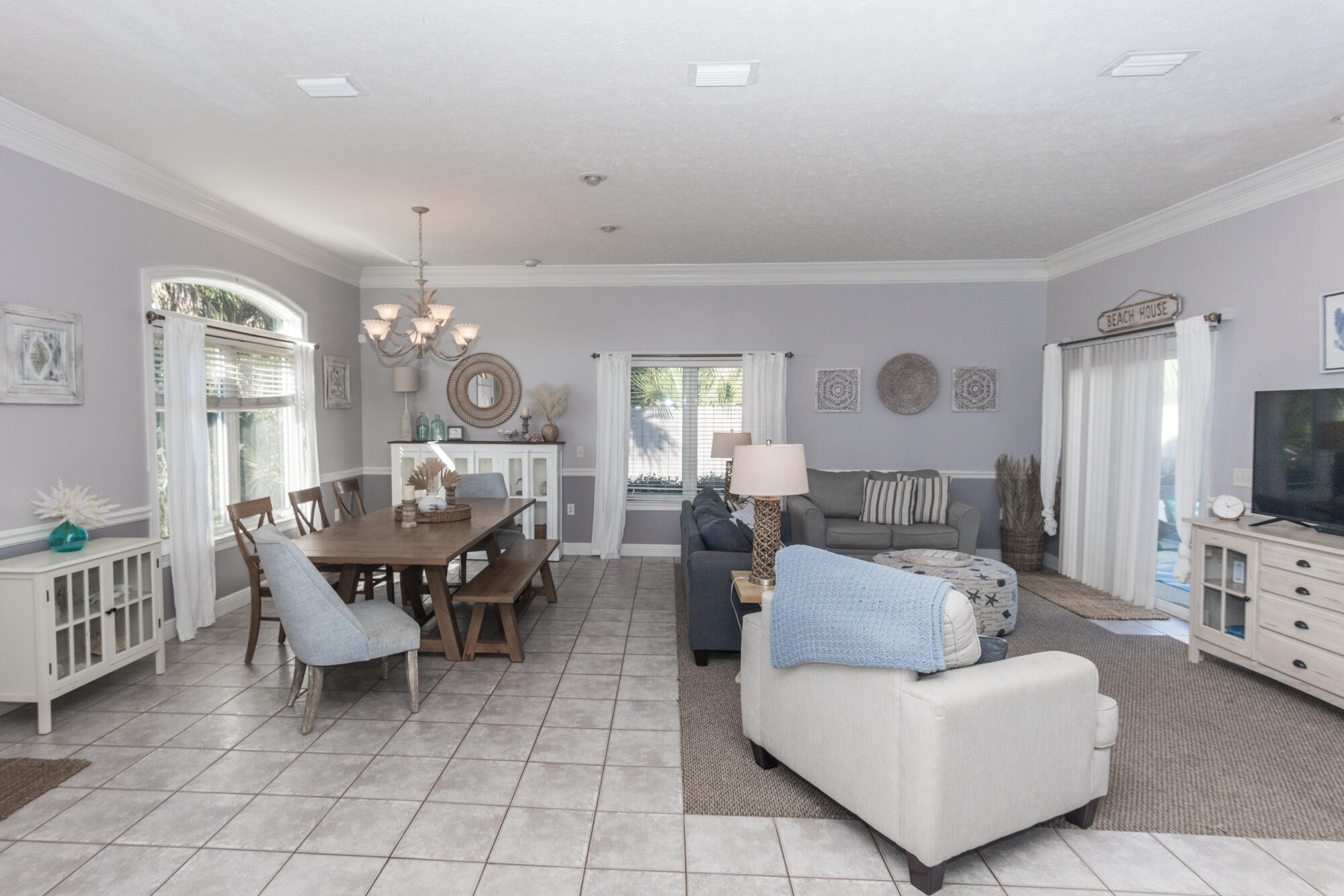 BAHAMA BEACH - Residential